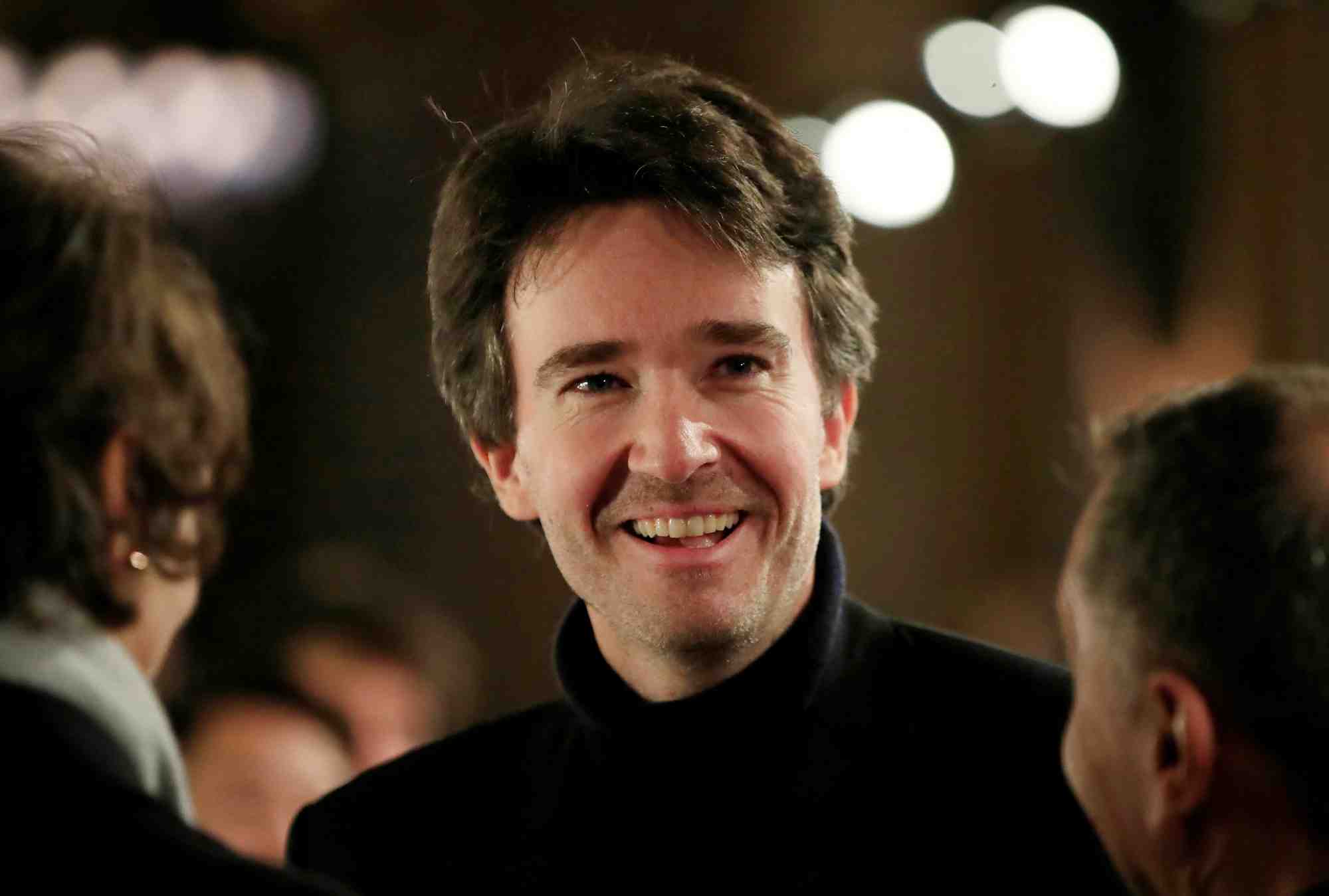 Antoine arnault, alors pdg de berluti, assistant a un defile a paris