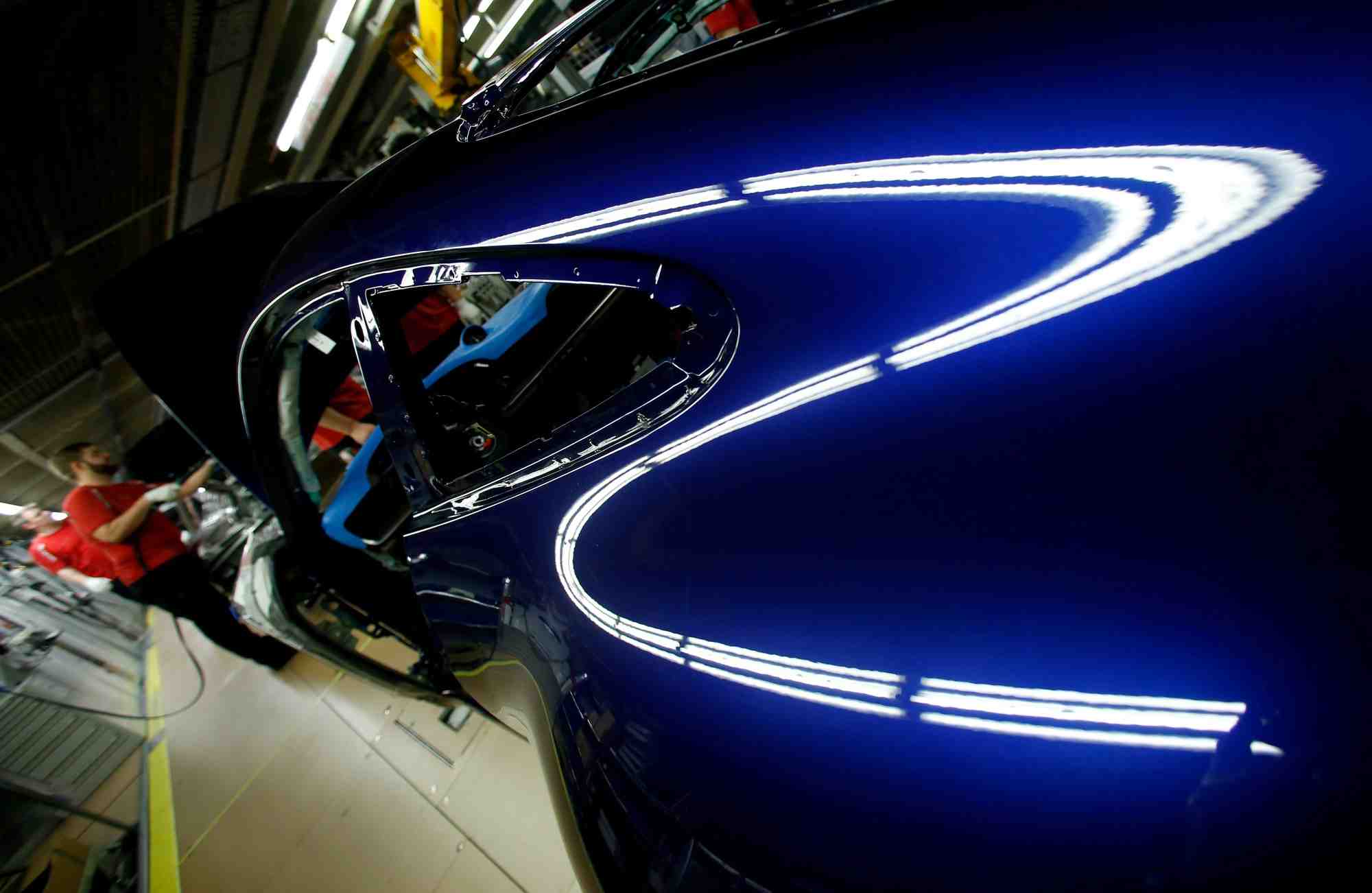 Photo d'archives d'une usine de porsche a stuttgart-zuffenhausen