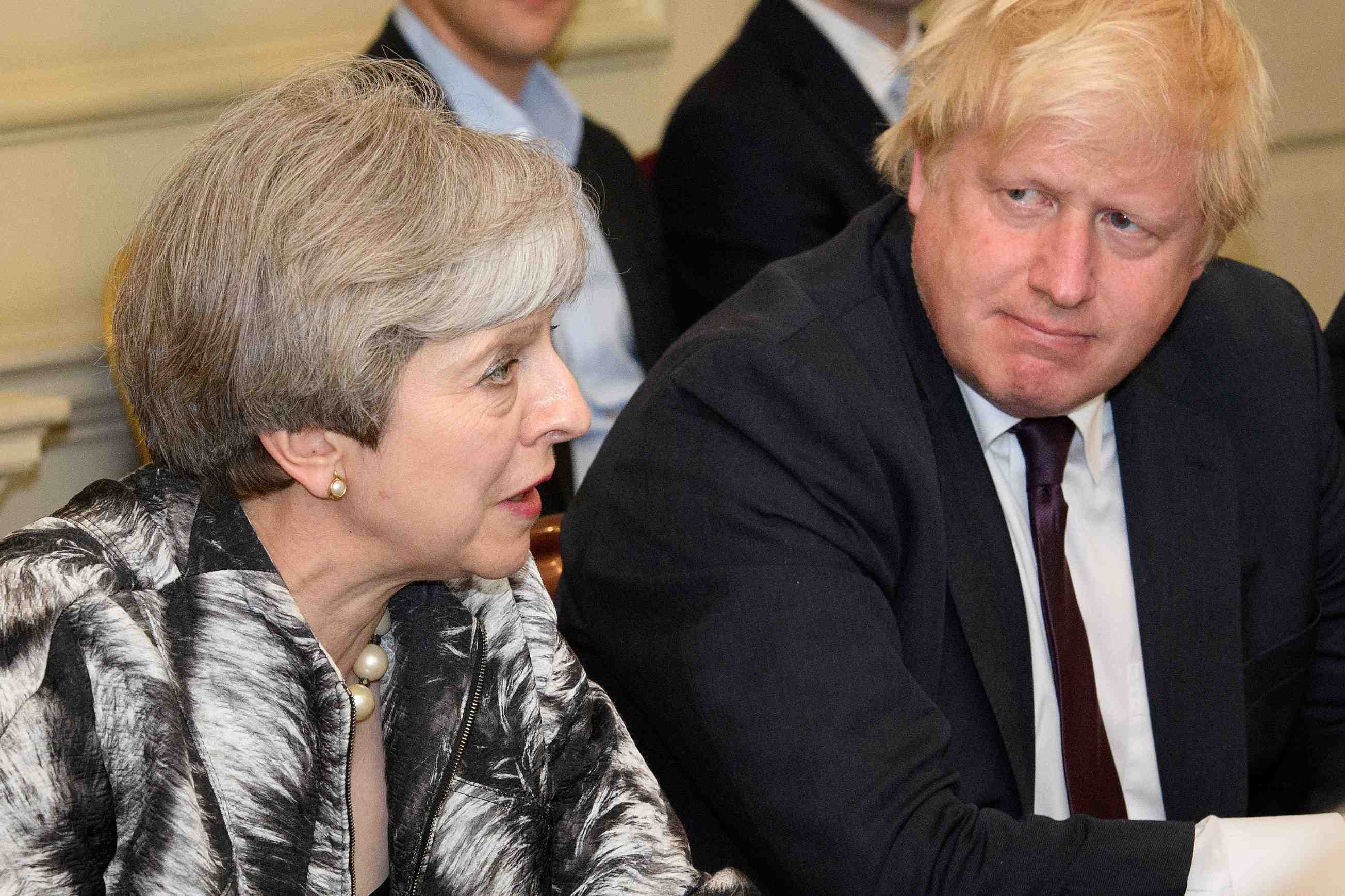 Johnson prie les conservateurs de renouer avec leurs valeurs