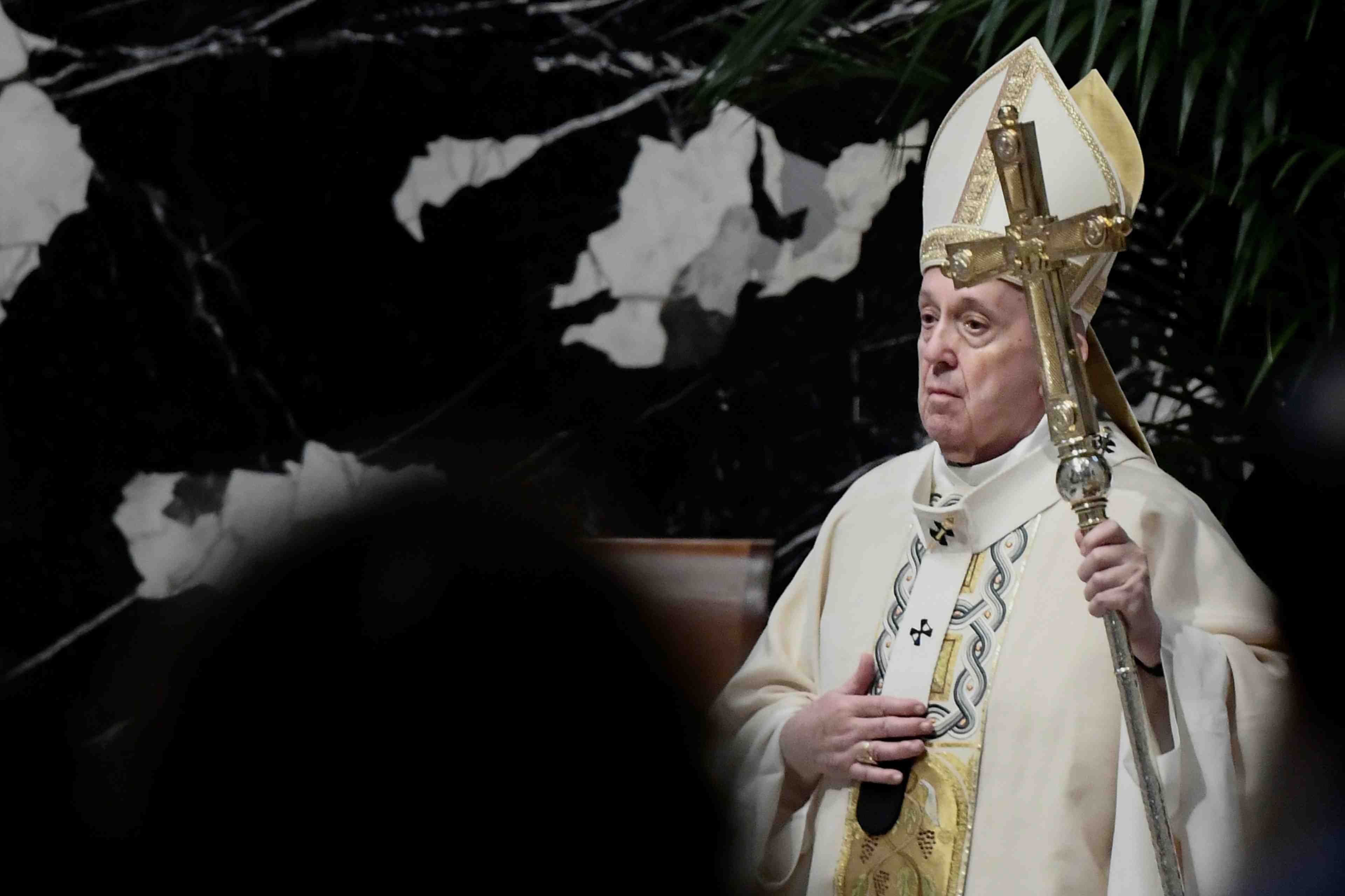 Le pape denonce le "scandale" des ventes d'armes en pleine pandemie