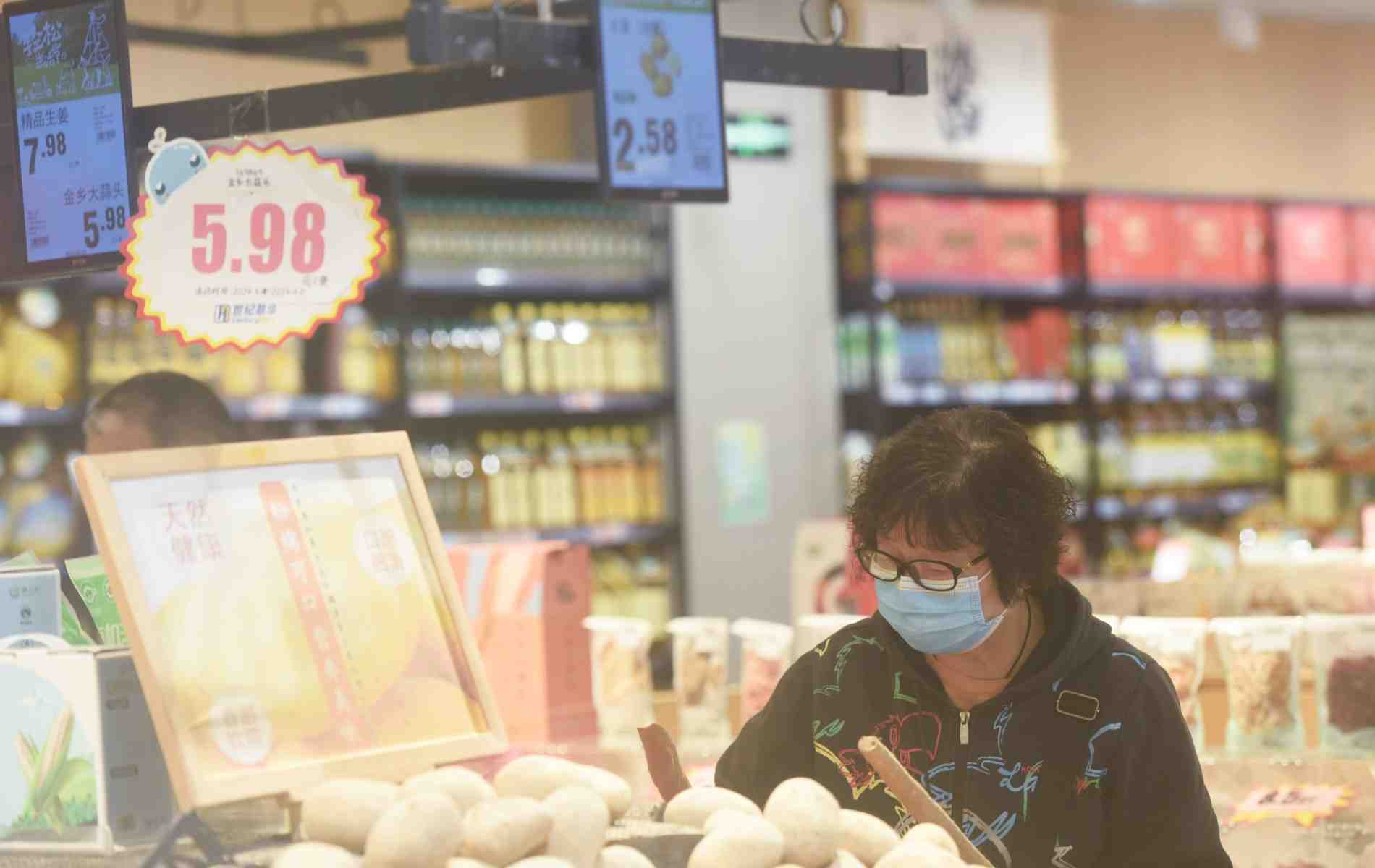 En rythme trimestriel, l'indice des prix à la consommation a reculé de 1% en mars.