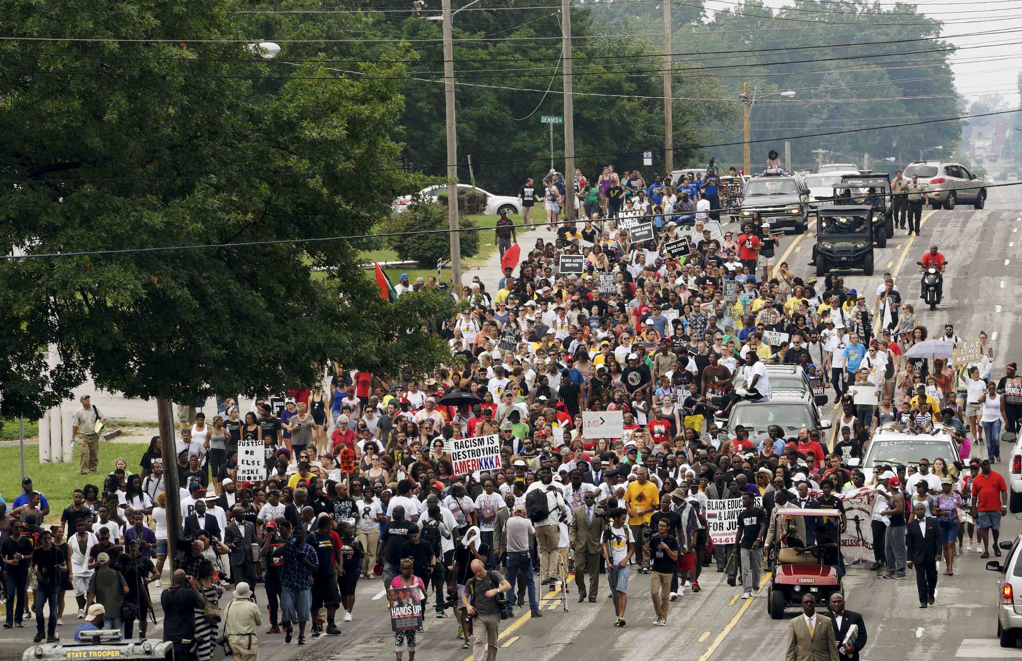 Un an apres, ferguson commemore la mort de michael brown
