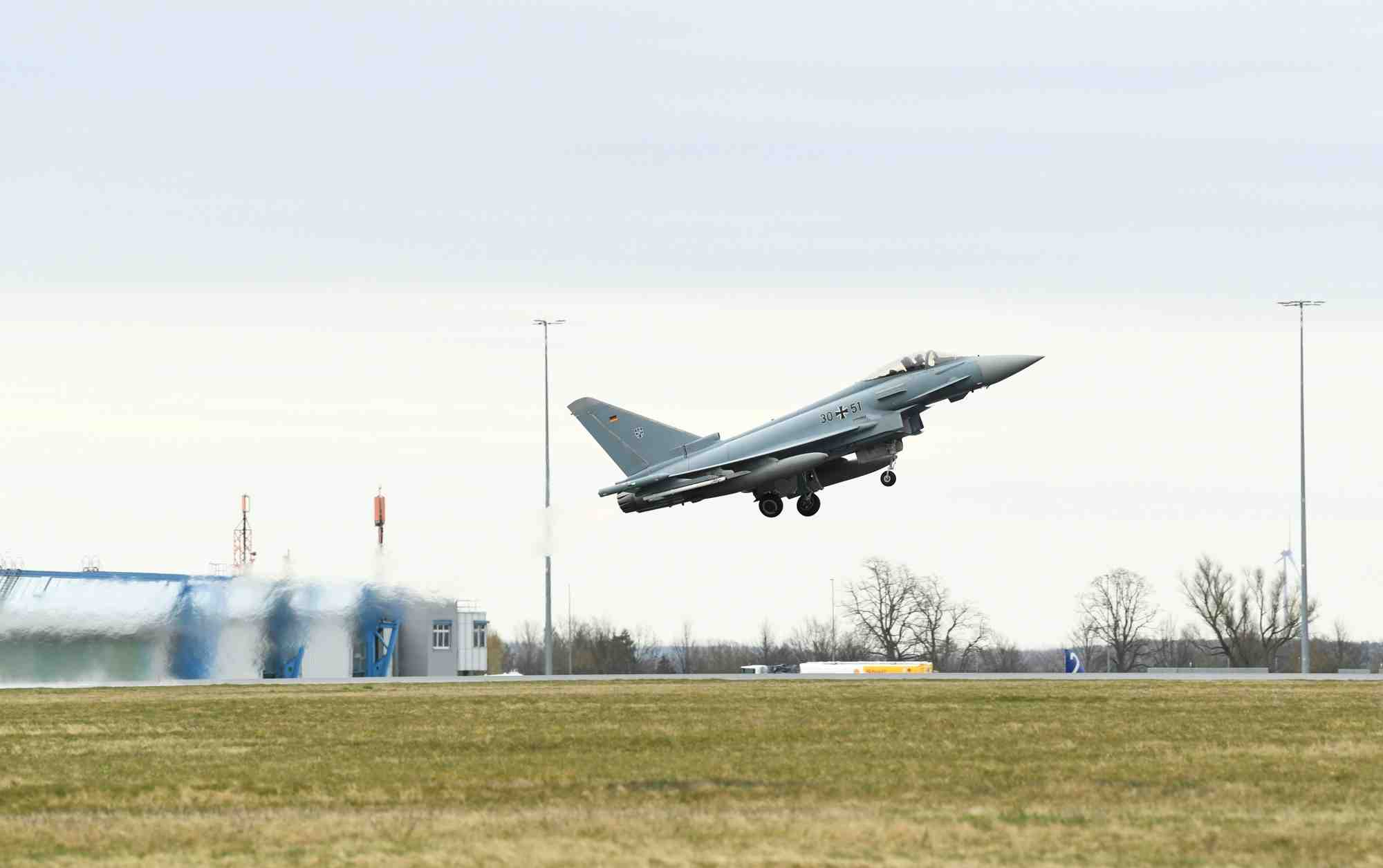 Airbus propose d'assembler l'eurofighter en suisse