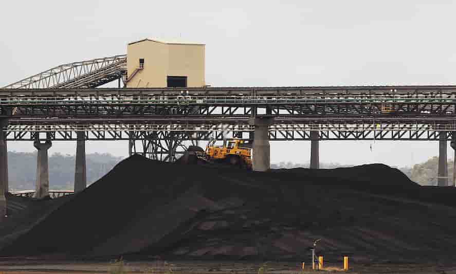 Pour l'année 2024-2025, l'Australie prévoit une forte diminution de ses revenus liés au charbon thermique.