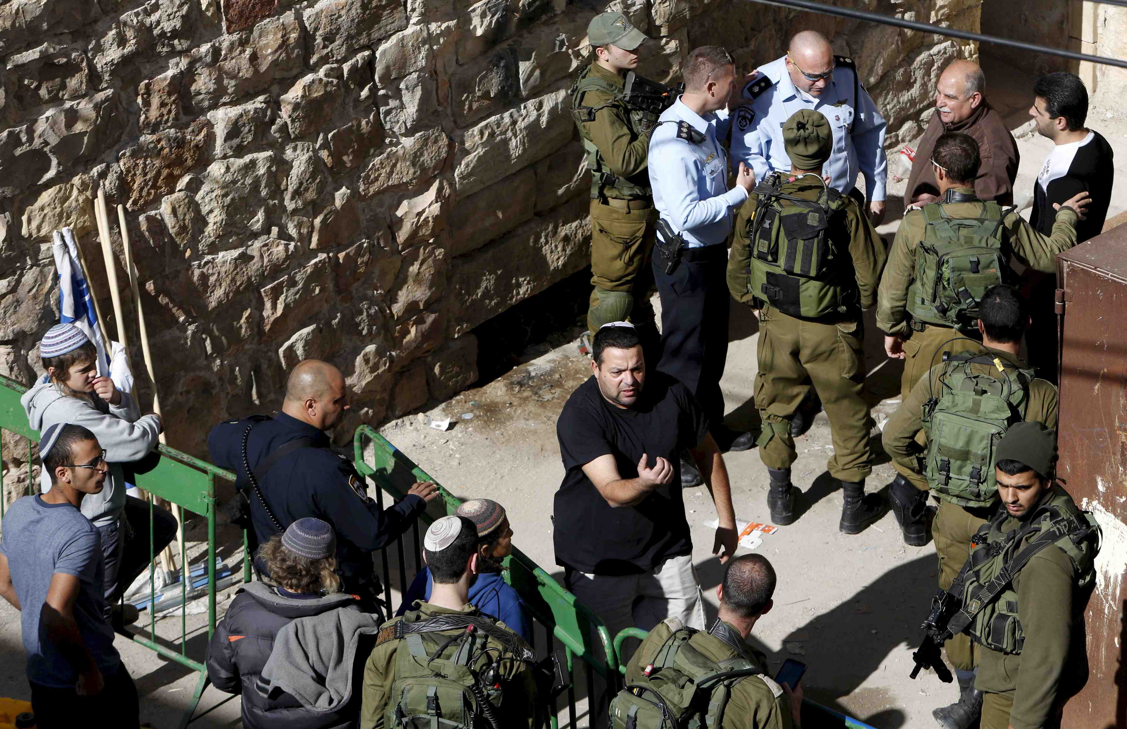 Netanyahu veut le retour de colons jufs expulses de cisjordanie