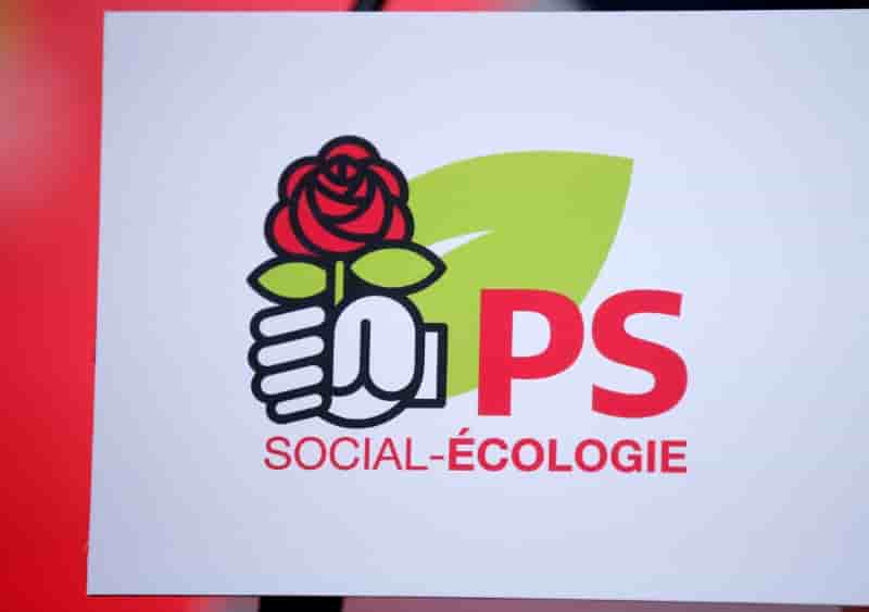 Les militants ps choisissent leur premier secretaire