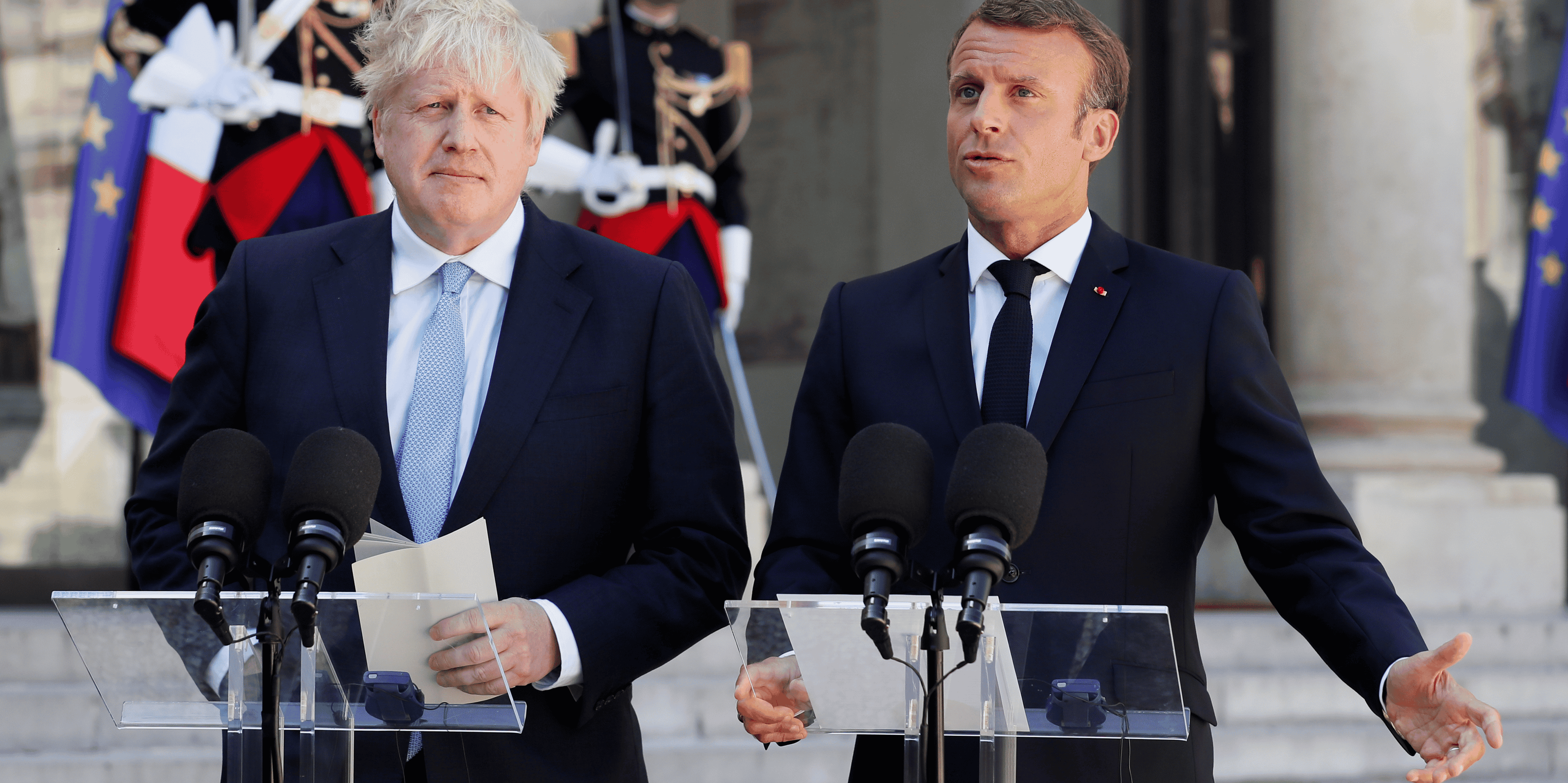 Un nouvel accord sur le brexit impossible a trouver en un mois, dit macron