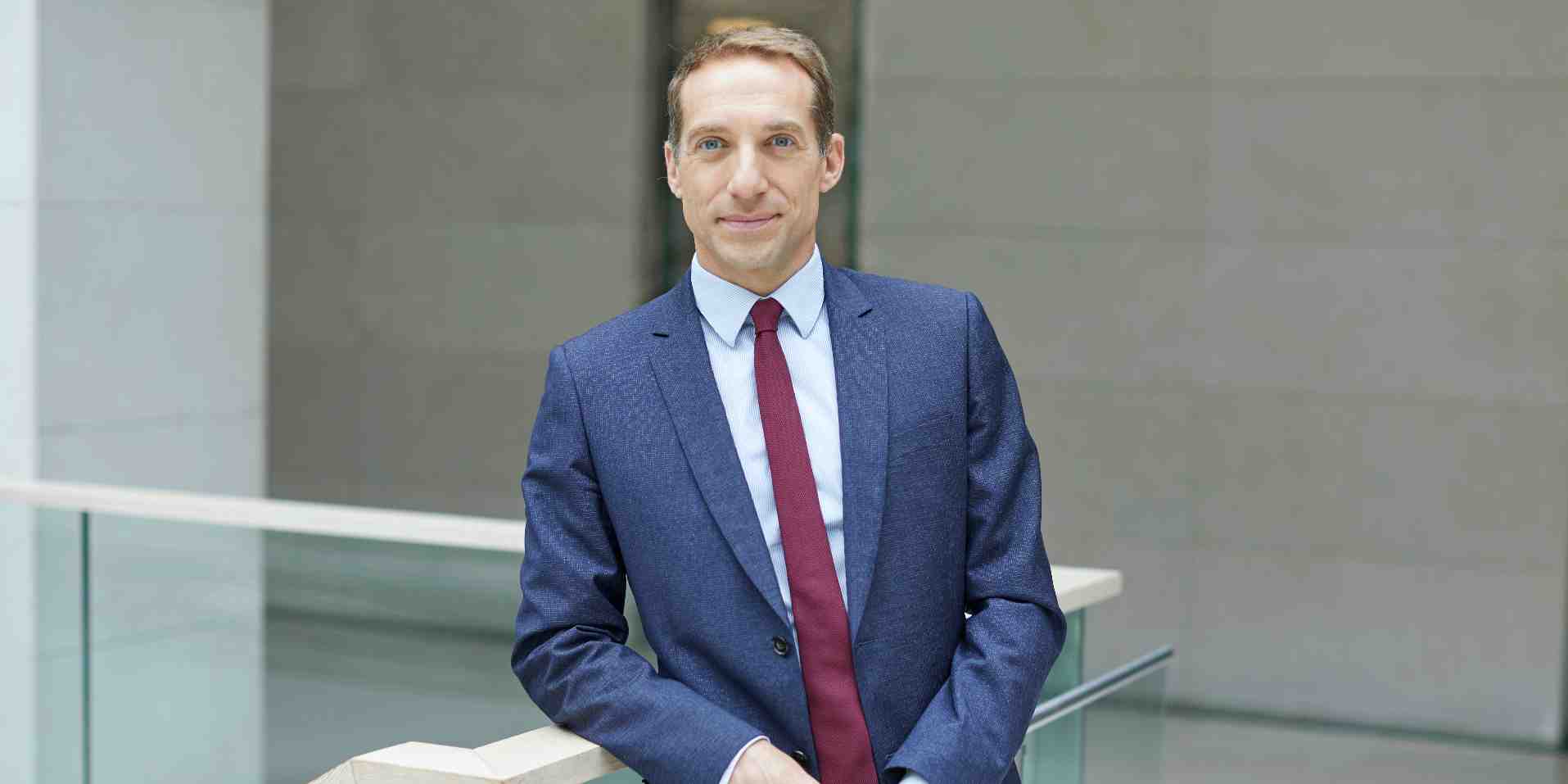 Régis Lambert préside l'Union nationale des géomètres experts depuis 2016 et se présente pour exercer un 3e mandat de deux ans à la tête de ce syndicat professionnel.