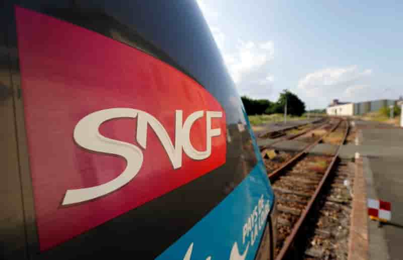 La sncf prevoit un trafic normal jeudi malgre une greve