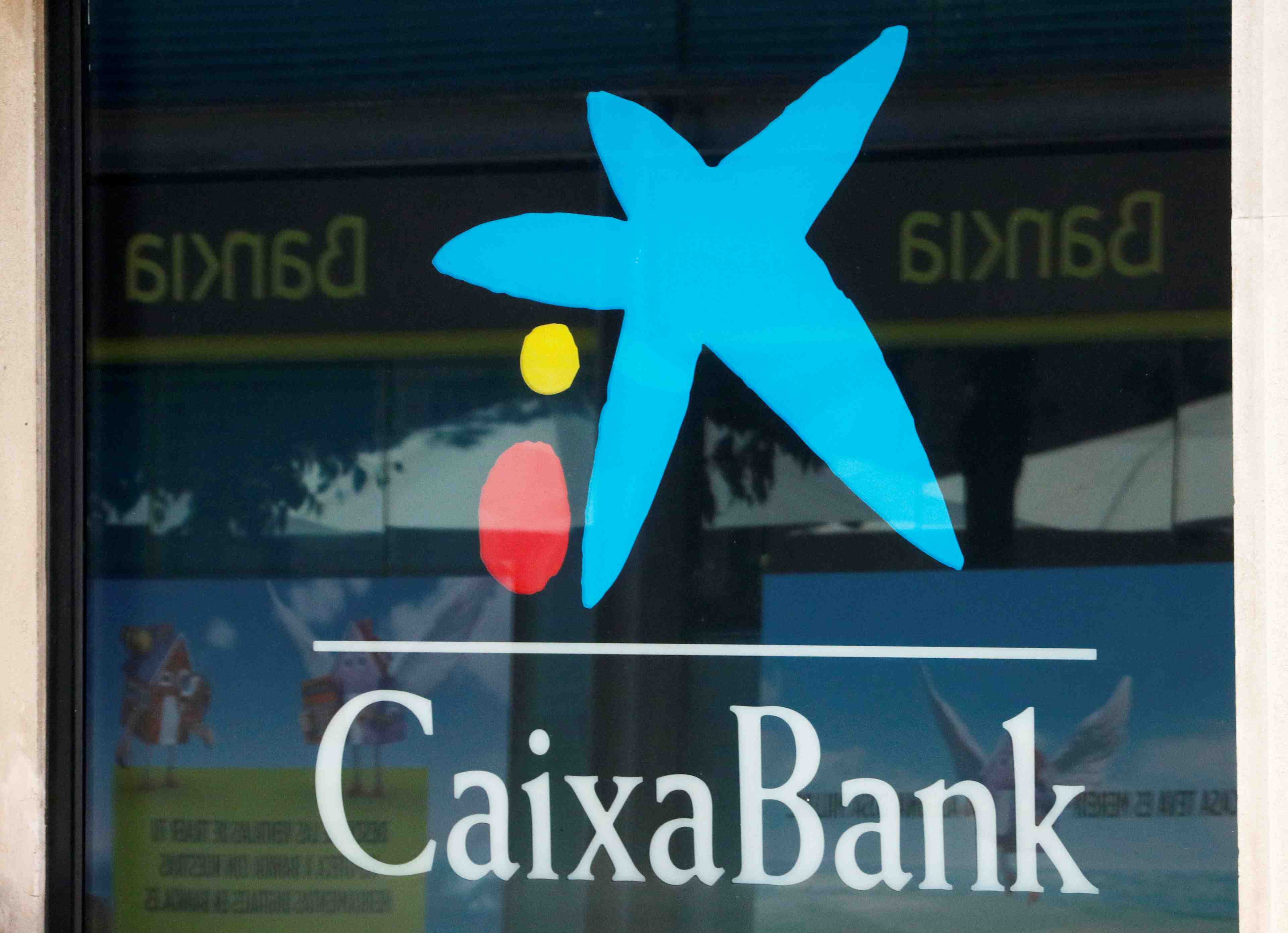 Caixabank pourrait offrir une prime de 15% a 22% pour bankia