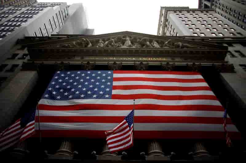 La bourse de new york termine dans le rouge