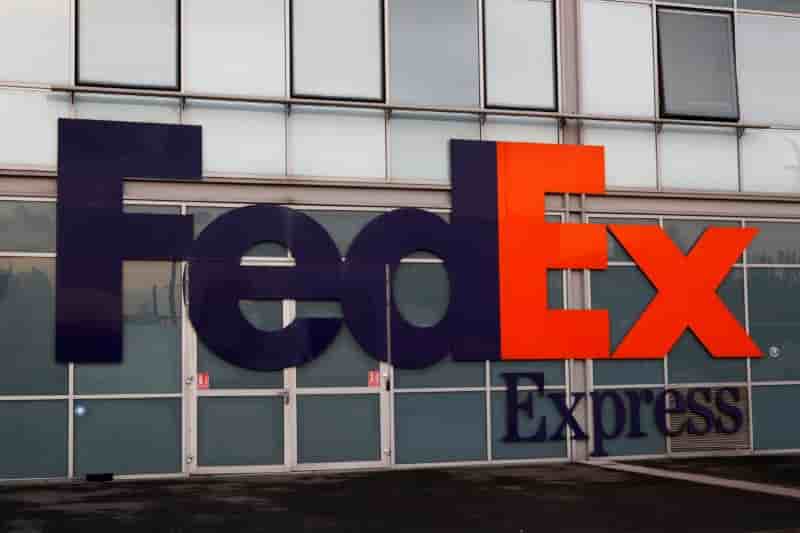 Fedex publie un benefice d'exploitation trimestriel inferieur aux attentes