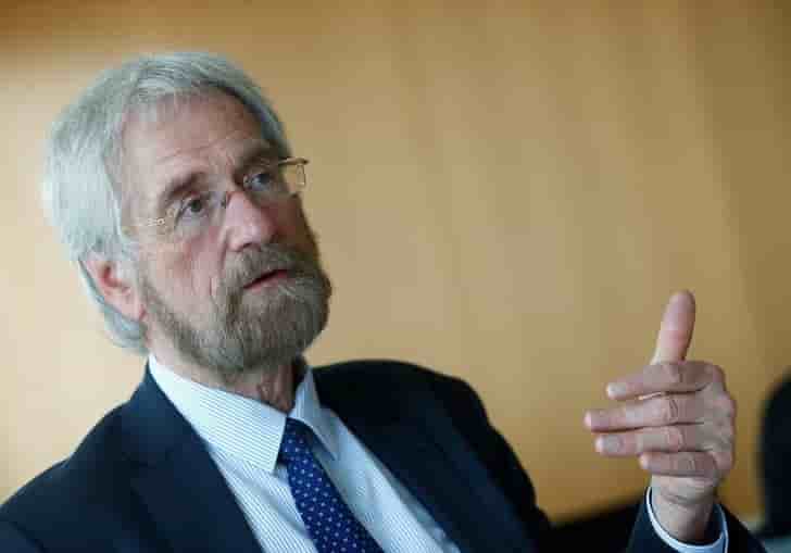 Praet (bce) confiant sur l'inflation meme apres la fin du qe