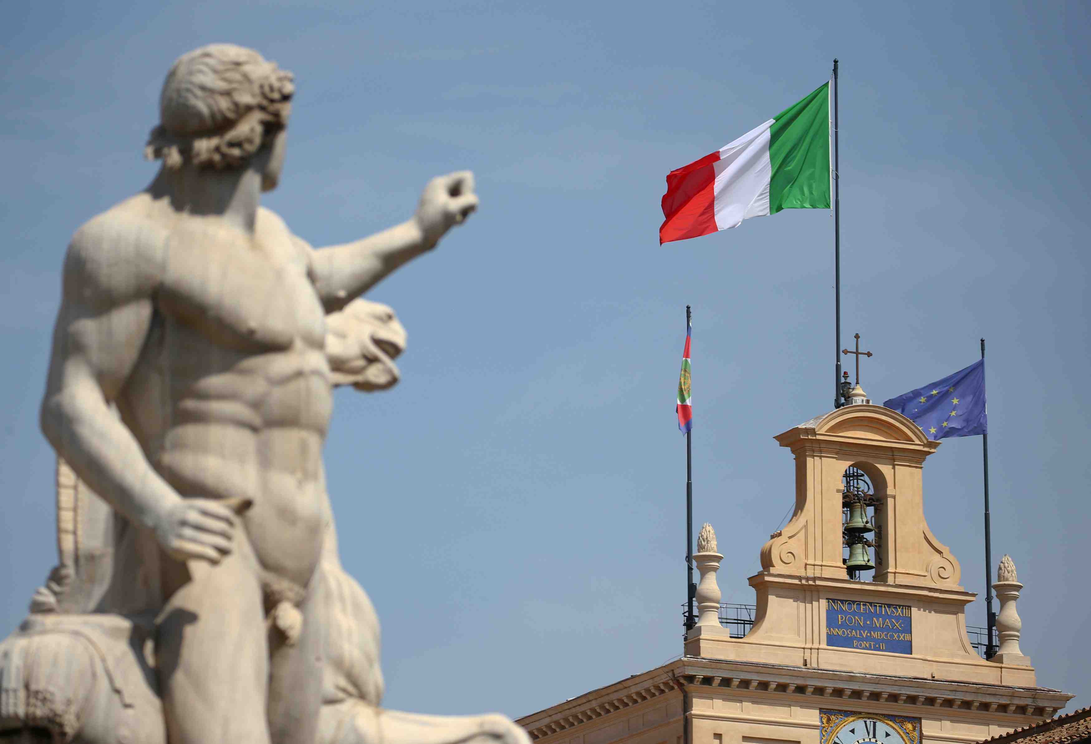 L'italie reglerait ses problemes si elle avait sa propre monnaie, dit borghi