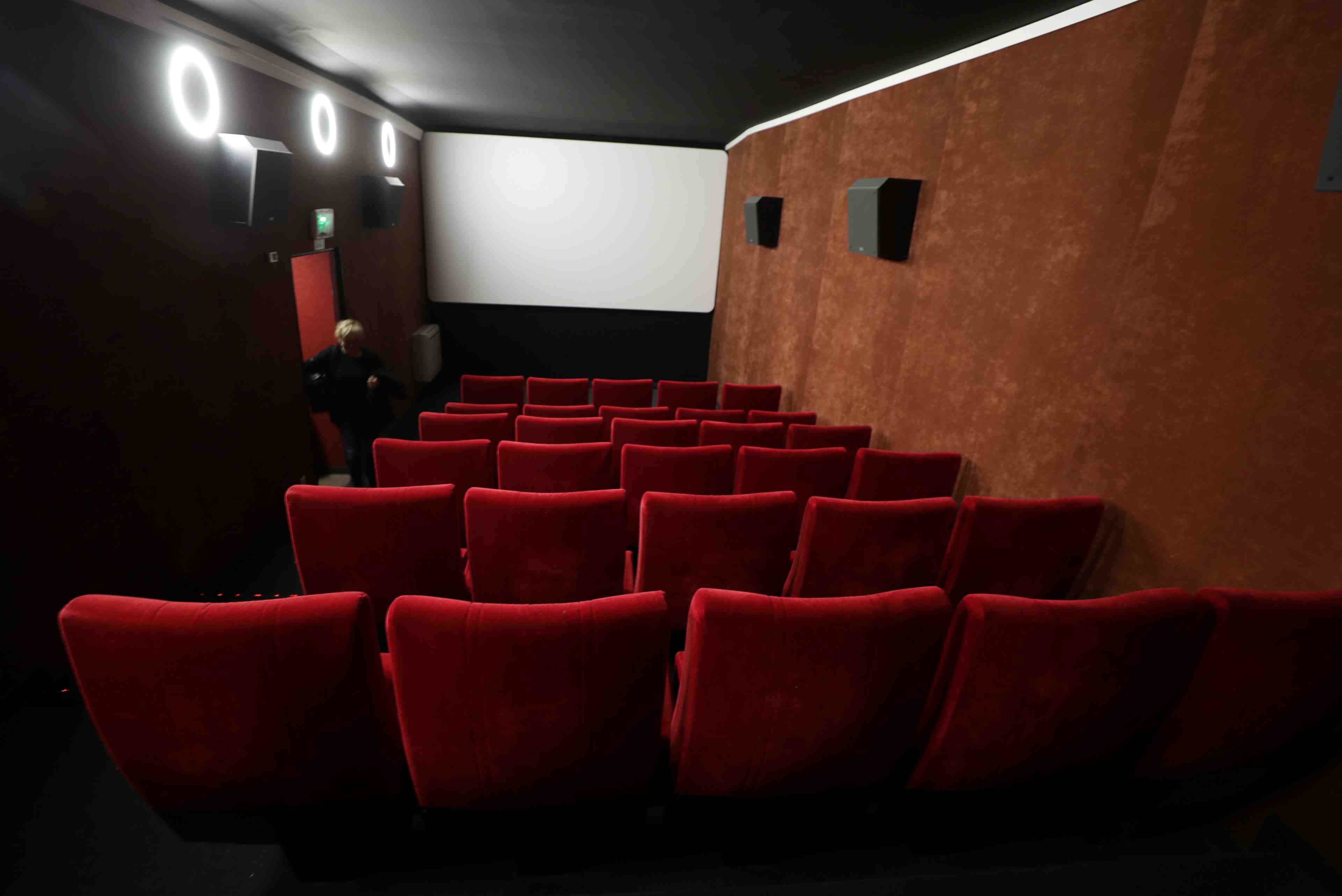 Reouverture des cinemas, reprise des sports collectifs le 22/6