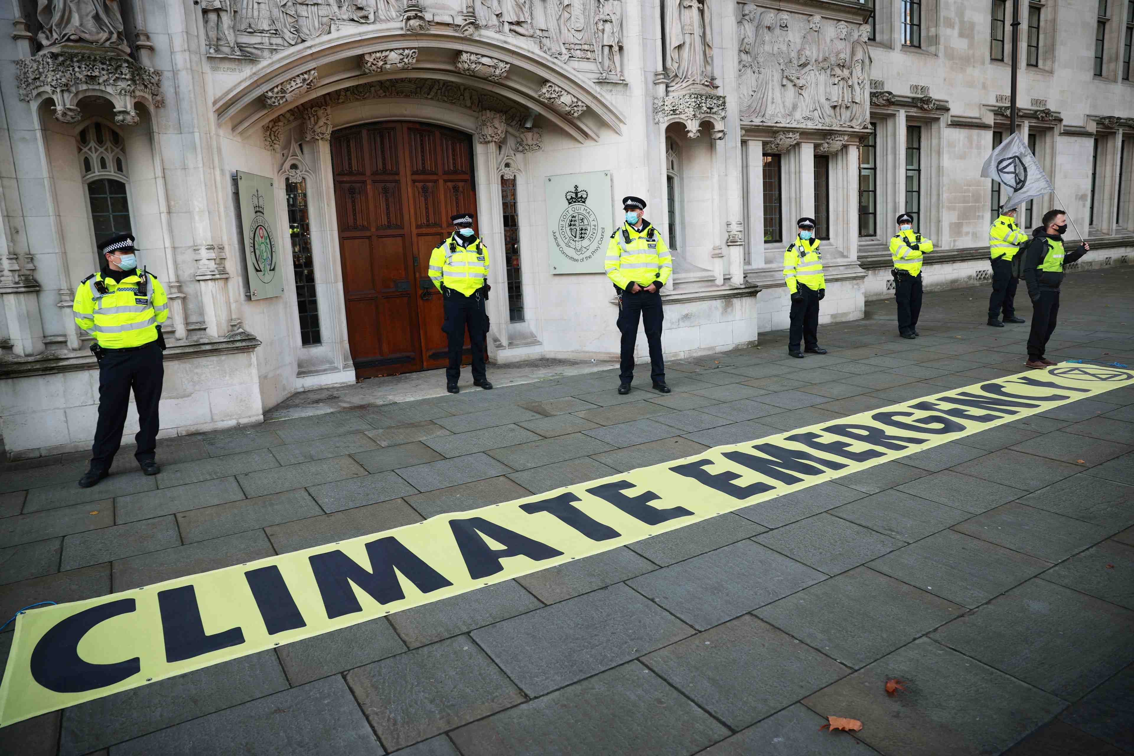 La cour supreme britannique donne le feu vert a l'extension de l'aeroport d'heathrow