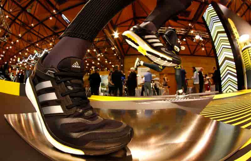Adidas mise sur la Coupe du monde après des résultats mitigés