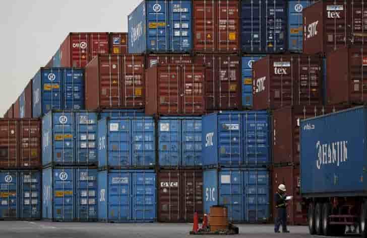 Les exportations japonaises ont moins baisse que prevu en septembre