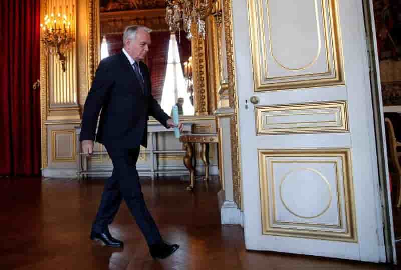 La france opposee a des negociations paralleles pendant le brexit