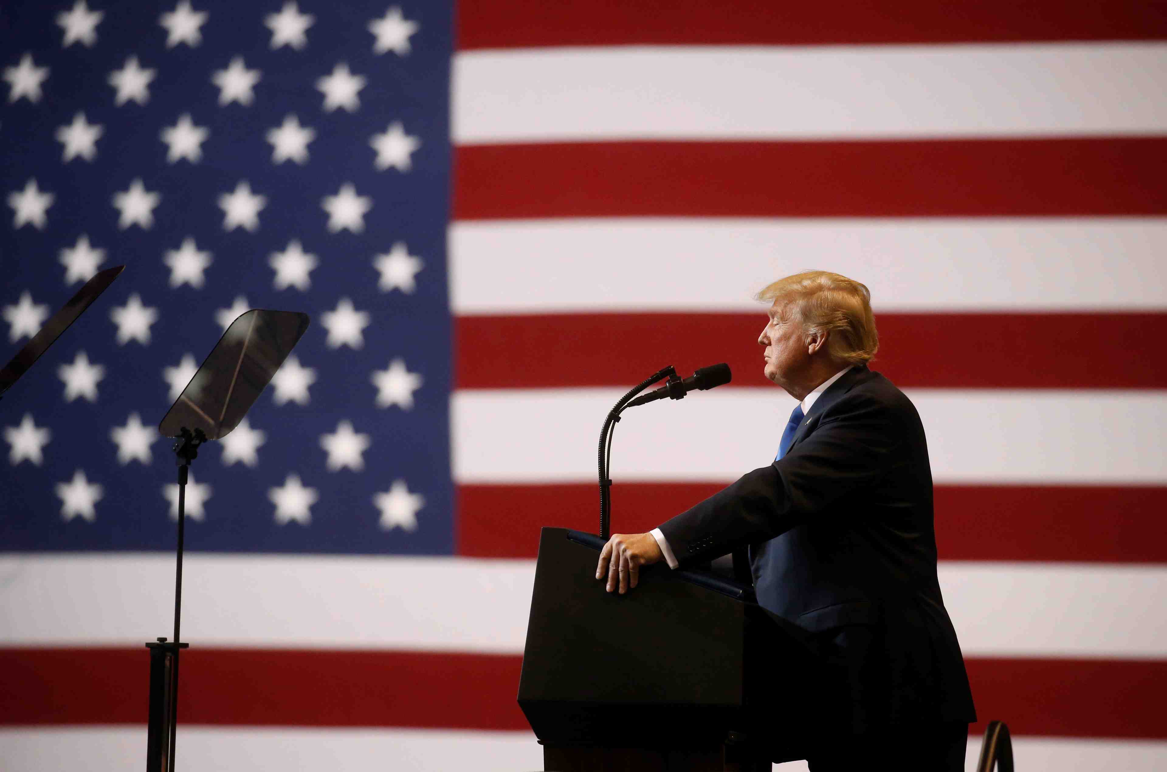 Nouvelles sanctions us contre l'iran, trump avertit ses allies