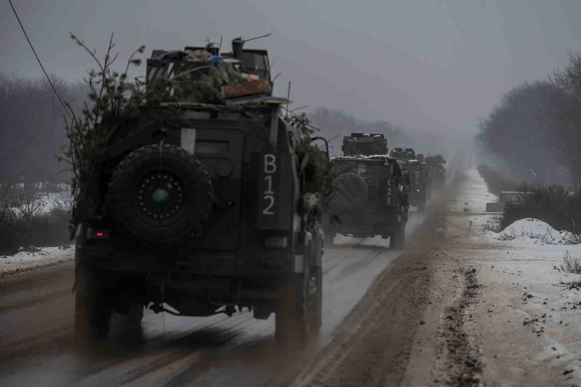 Des vehicules blindes dans la region de donetsk