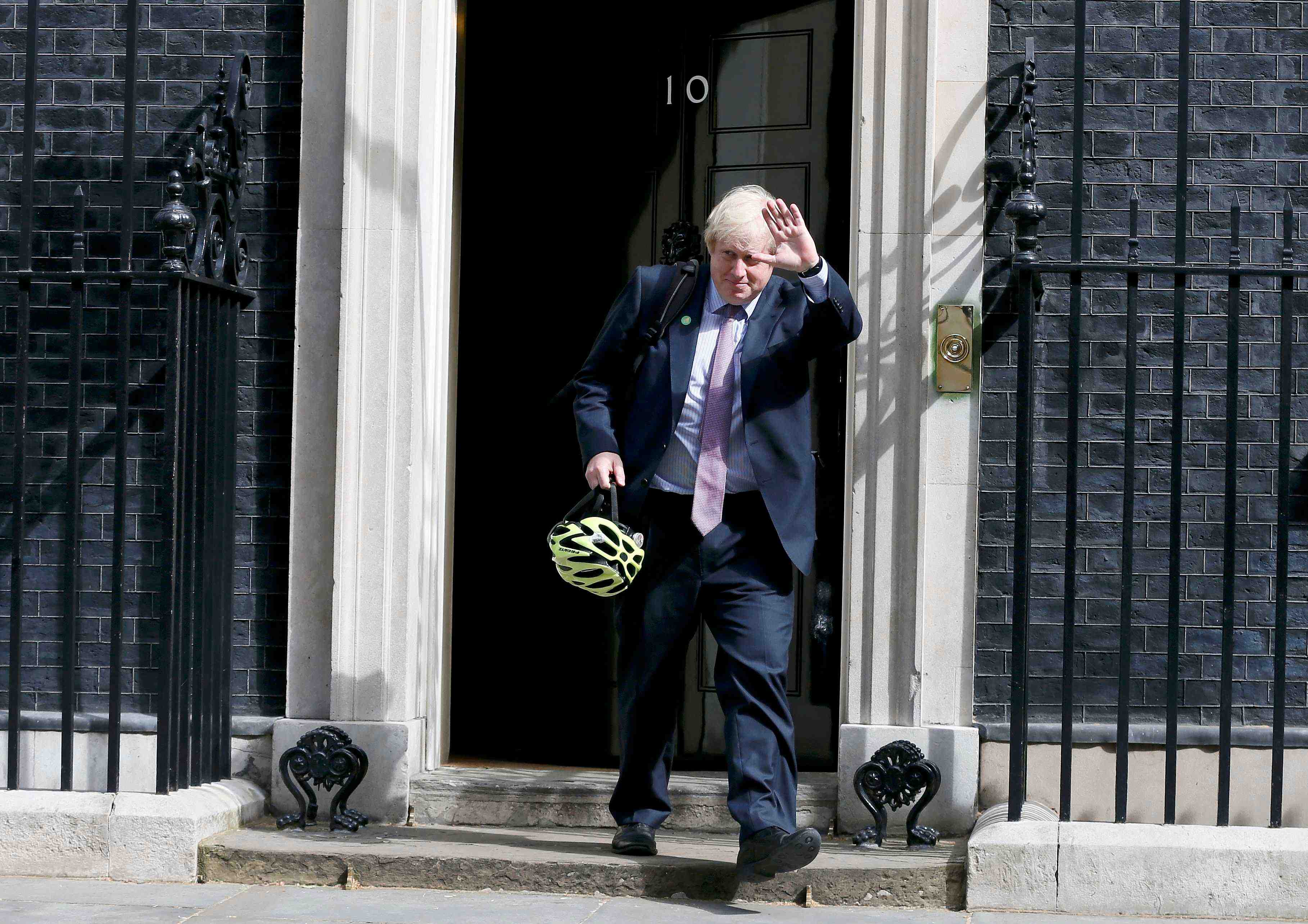 Le maire de londres assistera au cabinet politique de david cameron