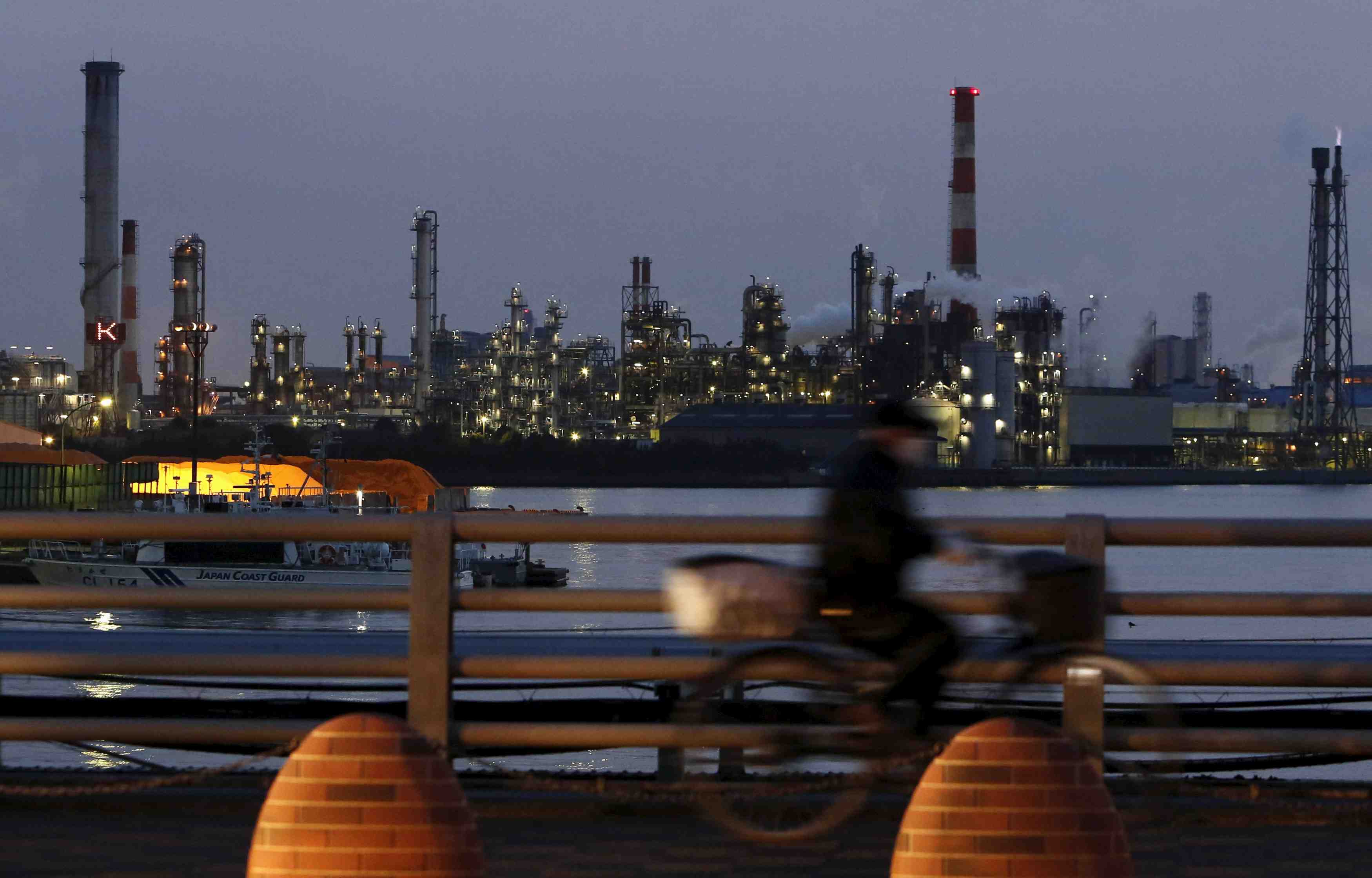 La production industrielle japonaise baisse de 6,2% en fevrier