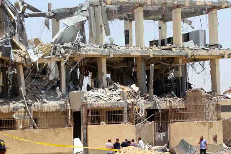 Deux femmes tuées par des bombes dans la banlieue du Caire