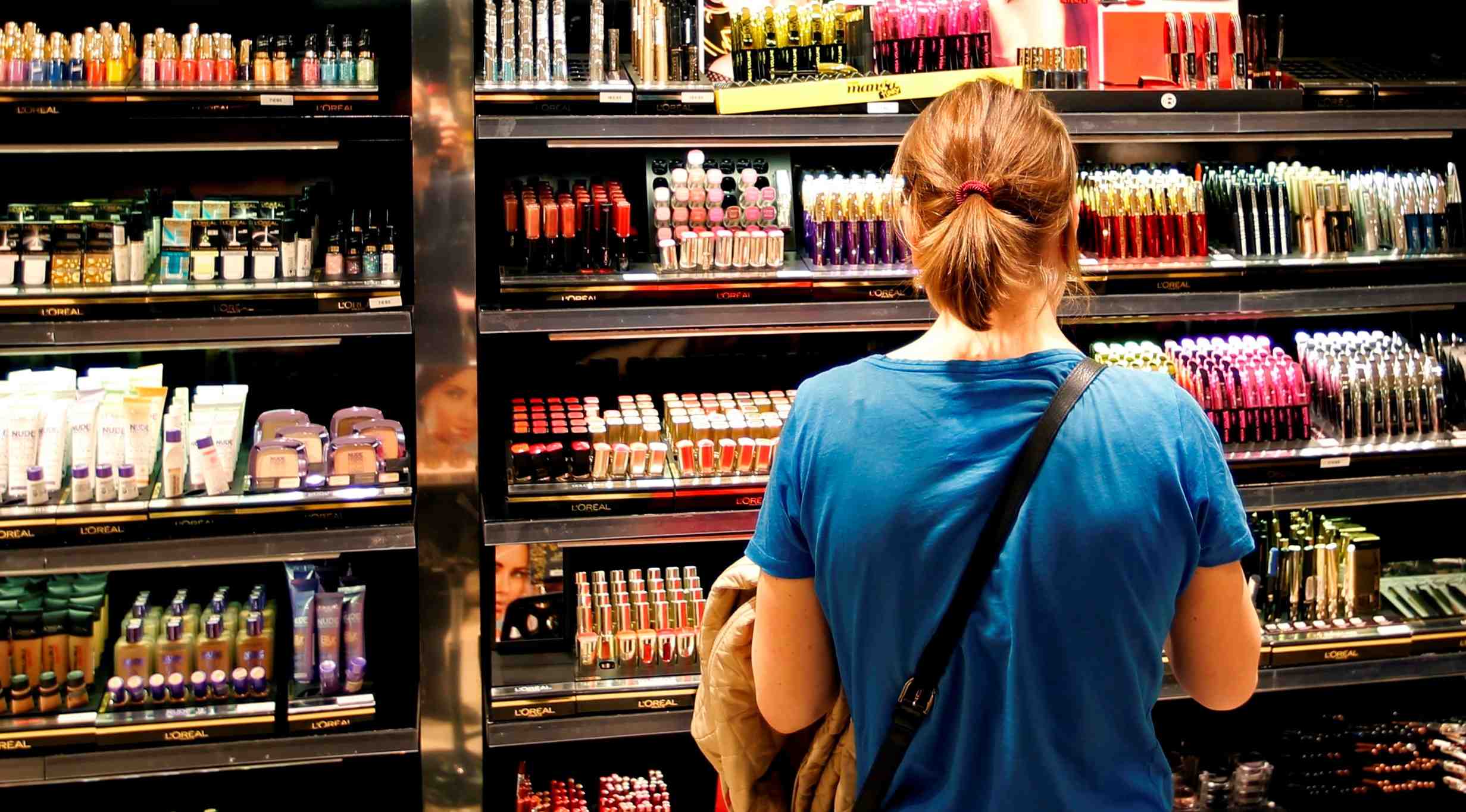 Les exportations francaises de cosmetiques a un niveau record en 2015
