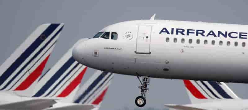 Les syndicats de pilotes d'air france entre attentisme et colere
