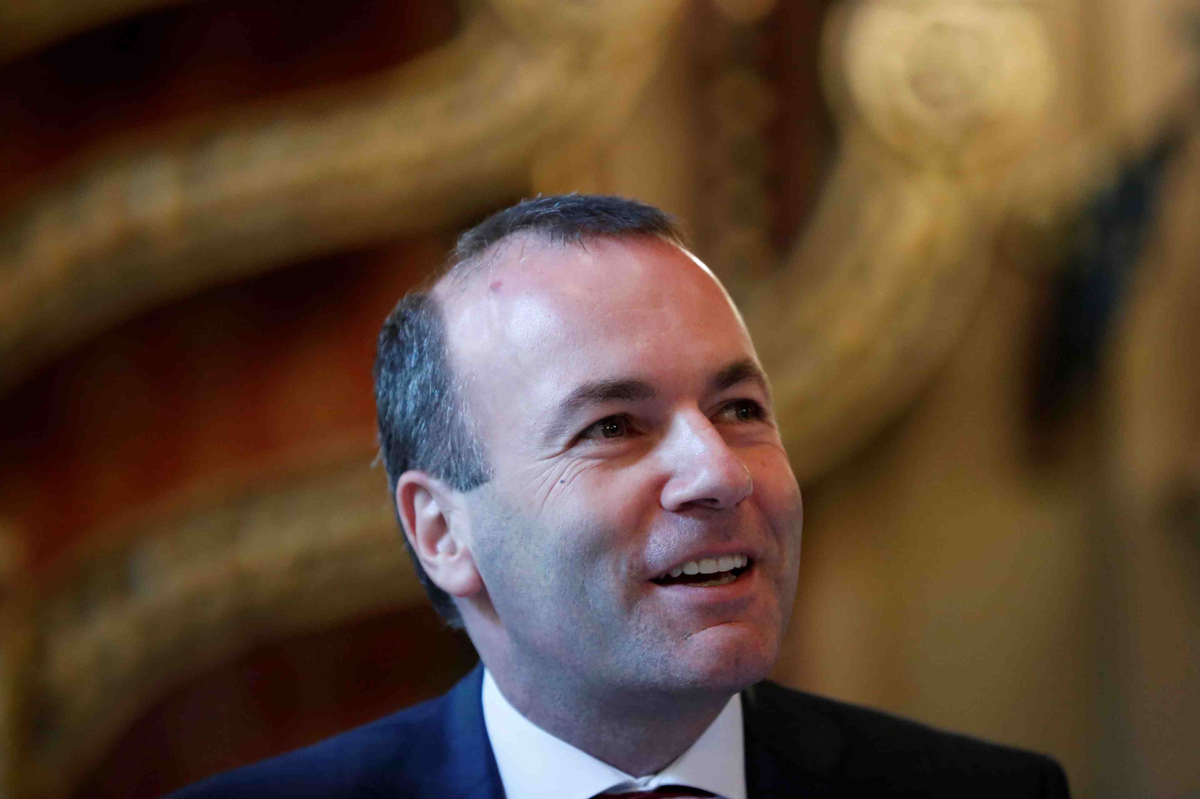 Ppe: manfred weber preconise pour l'instant une simple suspension du fidesz