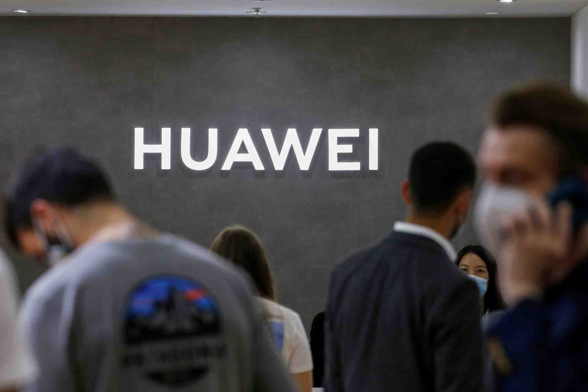 Huawei discute d'une cession de ses marques de smartphones p et mate