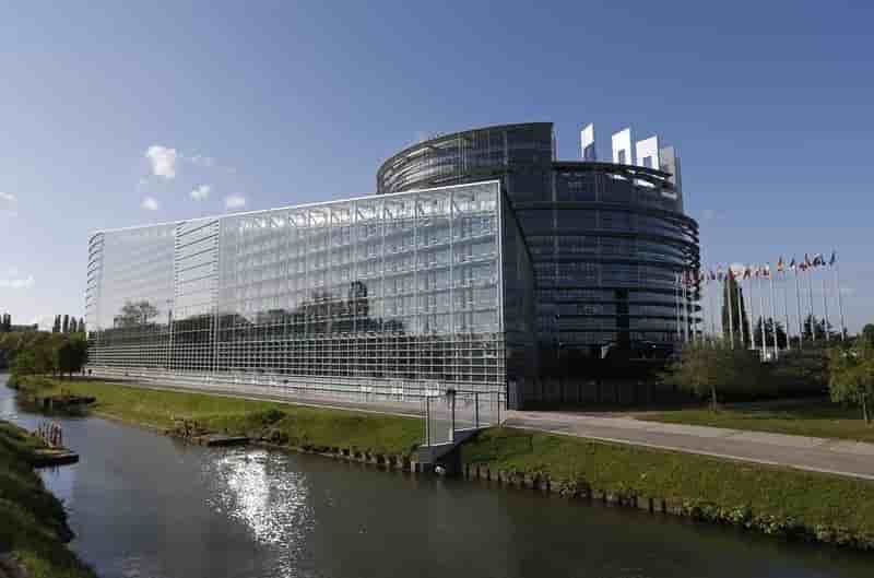 Vingt-quatre sièges pour le Front national au Parlement européen