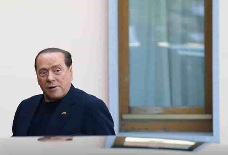 Une nouvelle affaire menace Silvio Berlusconi