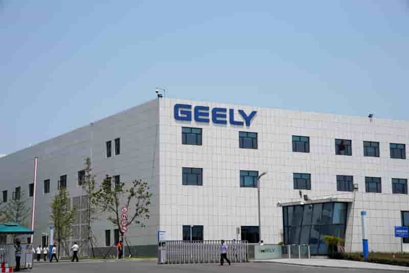 Le chinois geely depasse les attentes au 1er semestre grace a volvo