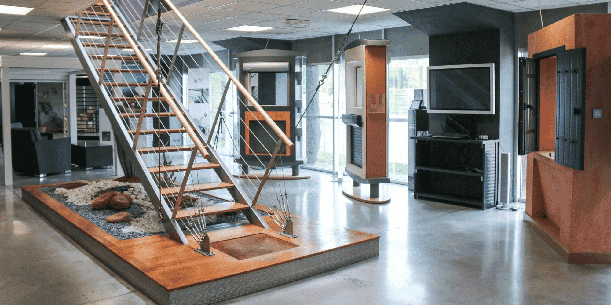 Un showroom du groupe CSW, spécialiste de la protection solaire et de la fermeture