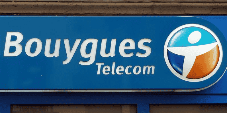 BOUYGUES TELECOM PERD 379.000 CLIENTS AU PREMIER TRIMESTRE