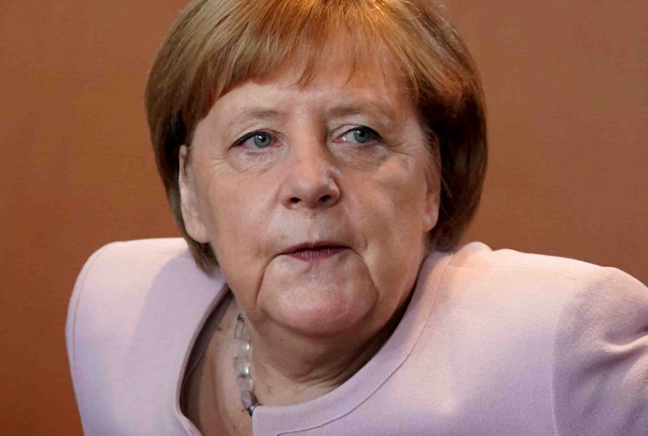 Allemagne: record a la baisse pour la cote du centre droit