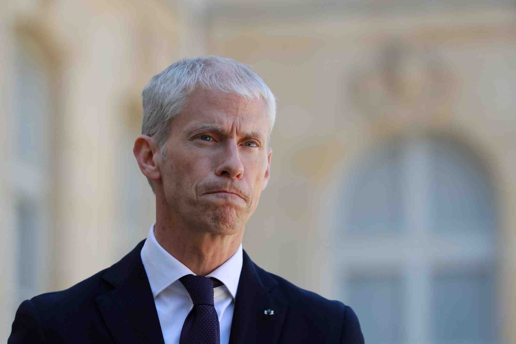 Brexit: il faut se preparer aux consequences d'un "no-deal", declare riester