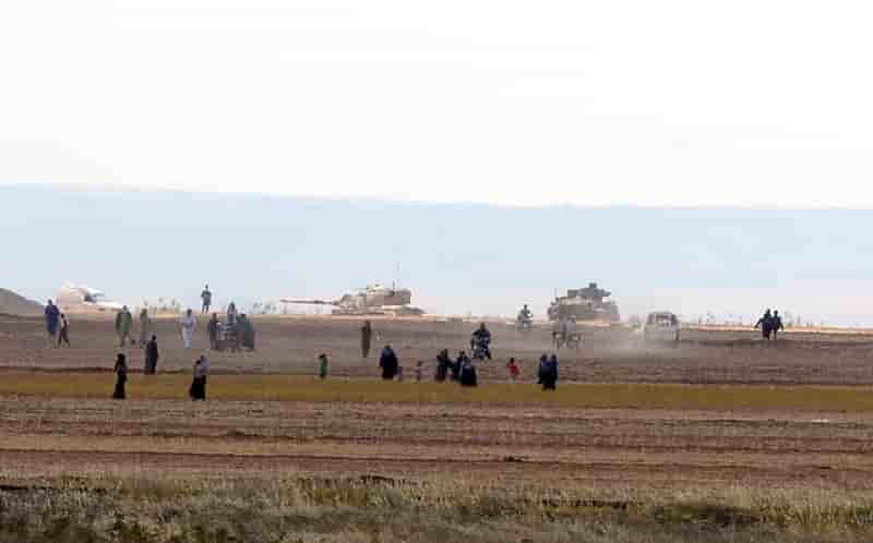 Des chars turcs entrent en syrie a partir de la province de kilis dans le sud du pays