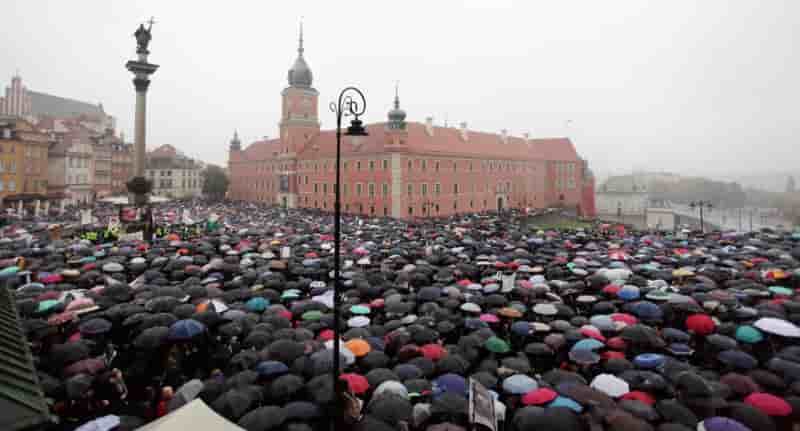 Pas d’interdiction de l’avortement quasi-totale en pologne