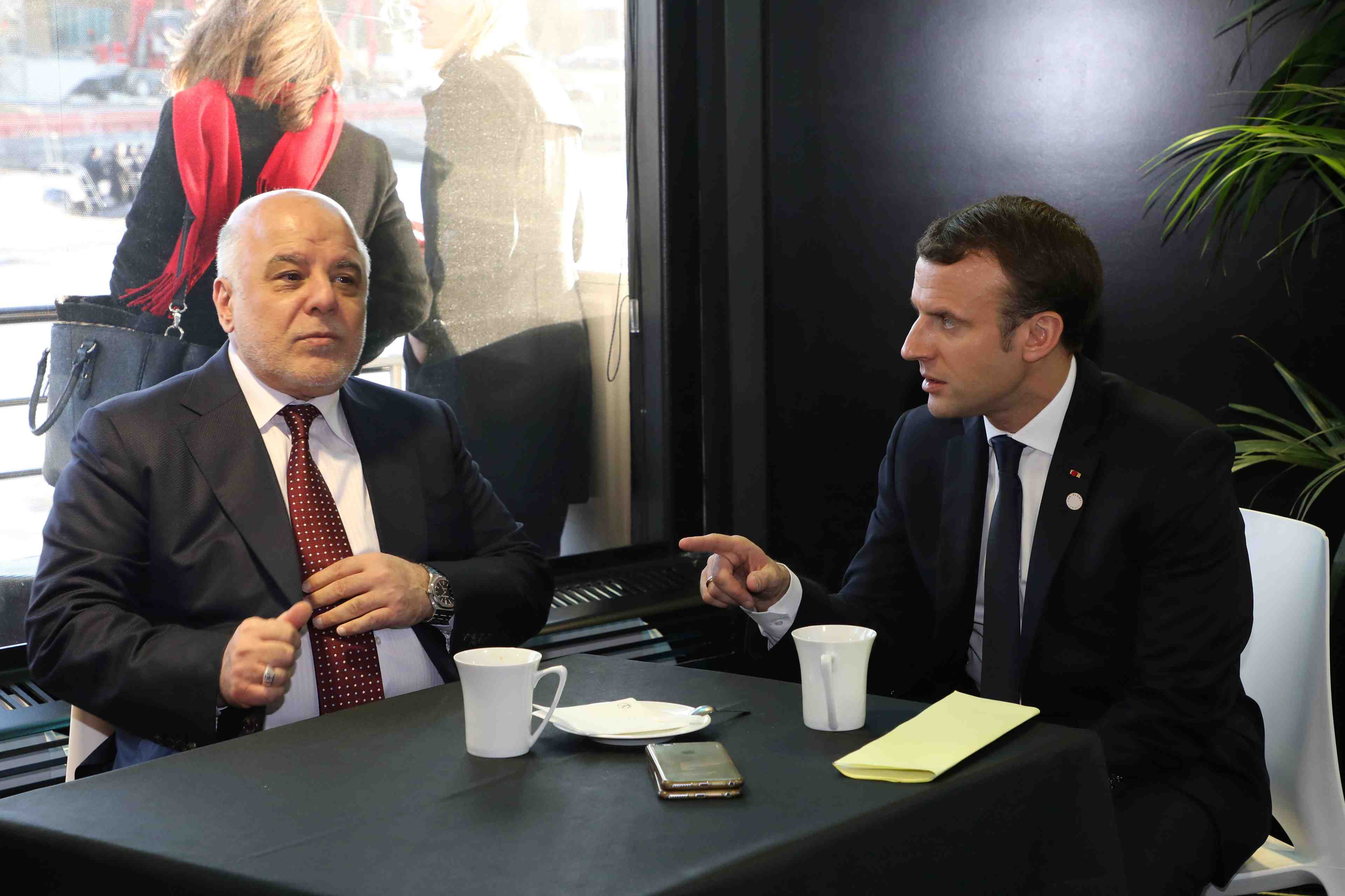 L'irak appelle a la prudence face a la defaite de l'ei