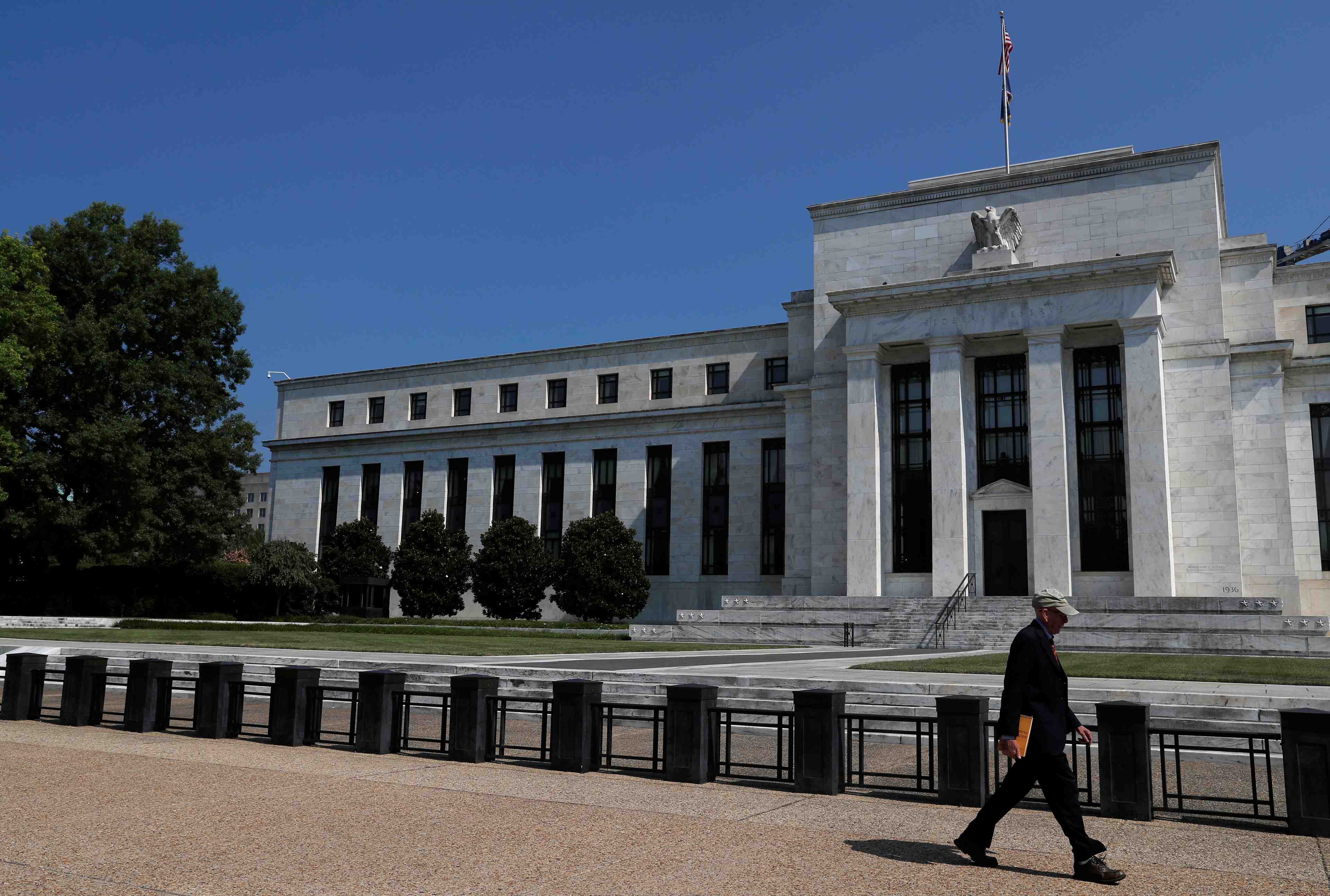 Les industriels americains s'inquietent des droits de douane, selon la fed