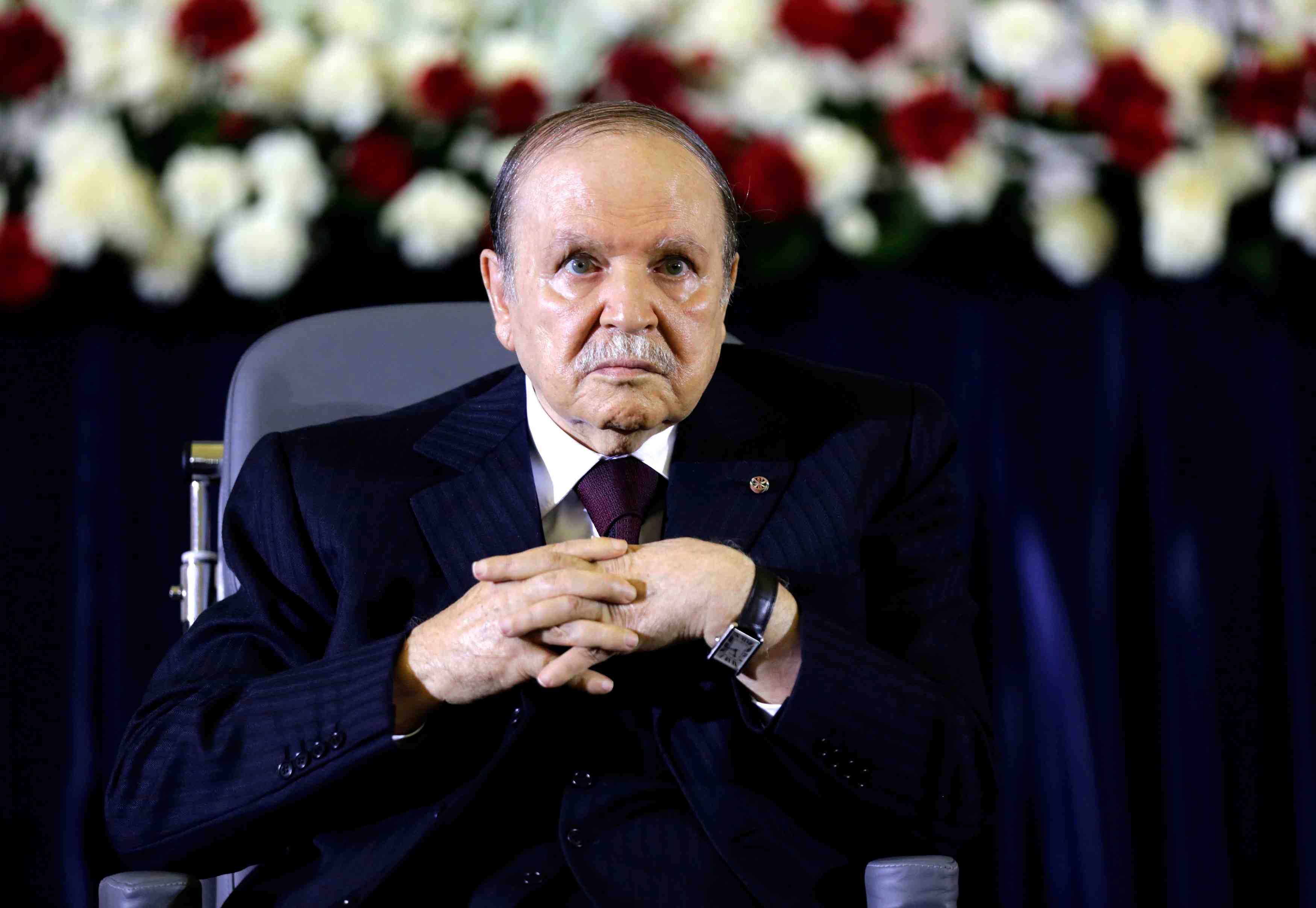 Algerie: paris souhaite la "transparence" de la campagne presidentielle