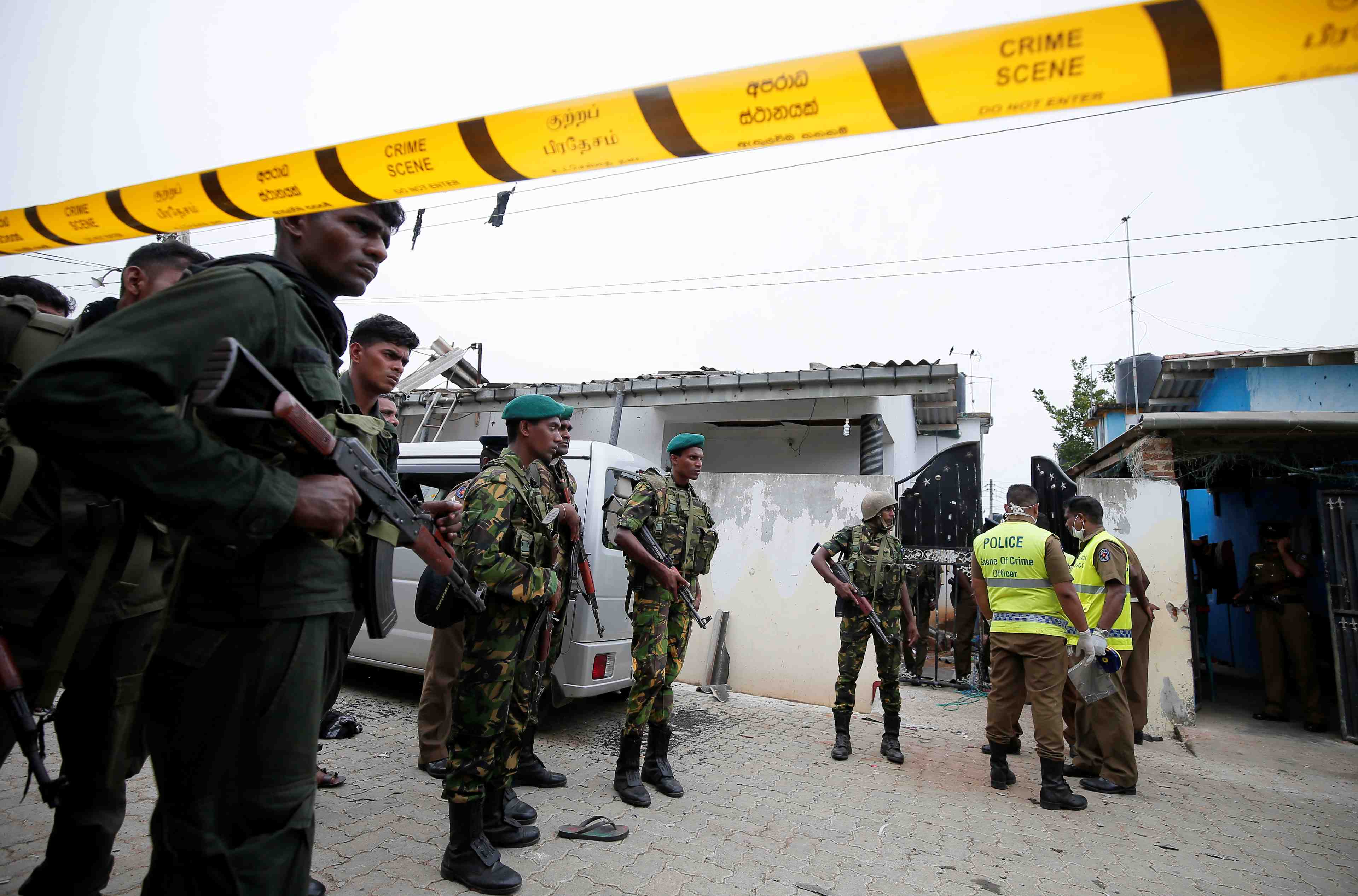 Sri lanka: fusillade entre forces de securite et islamistes presumes, 15 morts