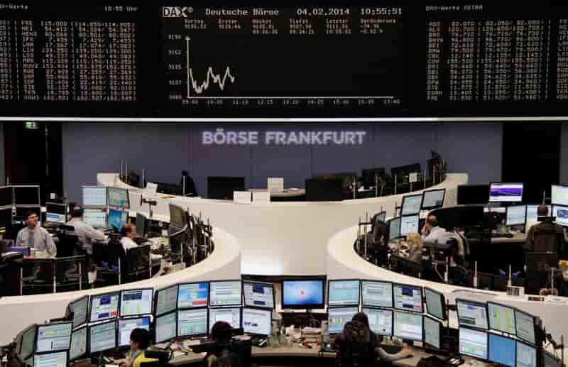Les Bourses européennes perdent encore du terrain à la mi-séance
