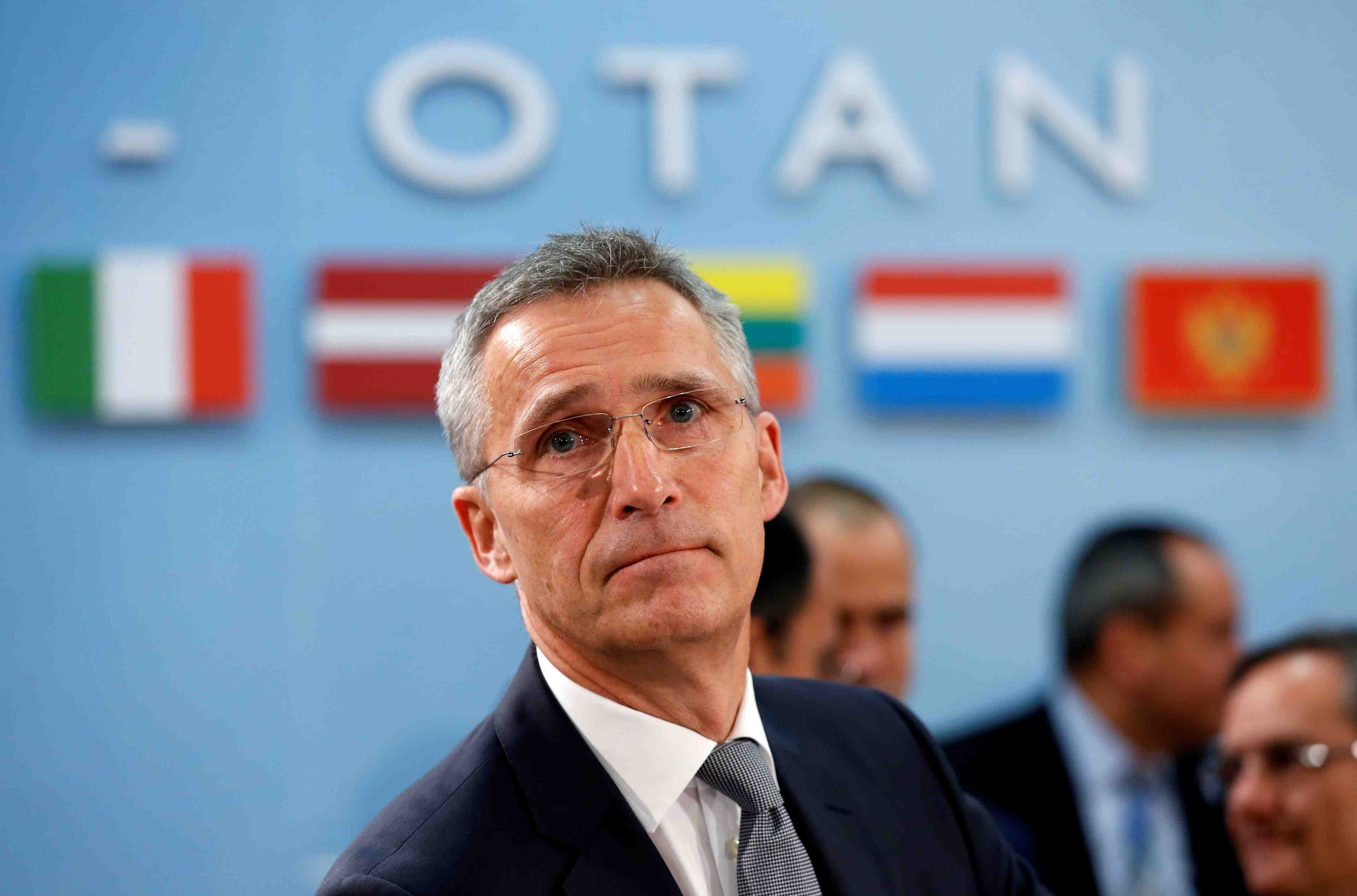 Stoltenberg reconduit a la tete de l'otan jusqu'en 2020
