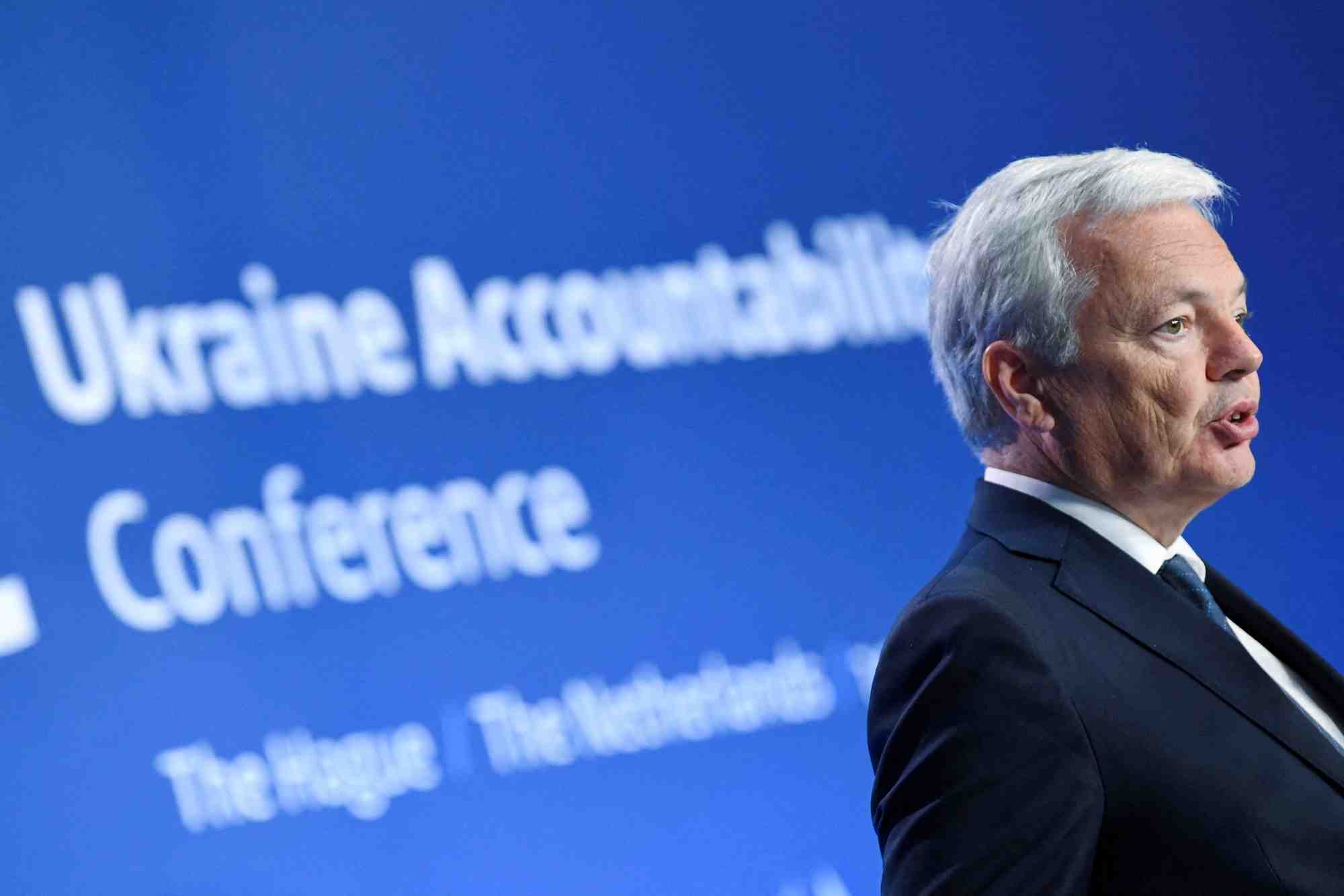 Le commissaire europeen a la justice, didier reynders, a la haye, pays-bas