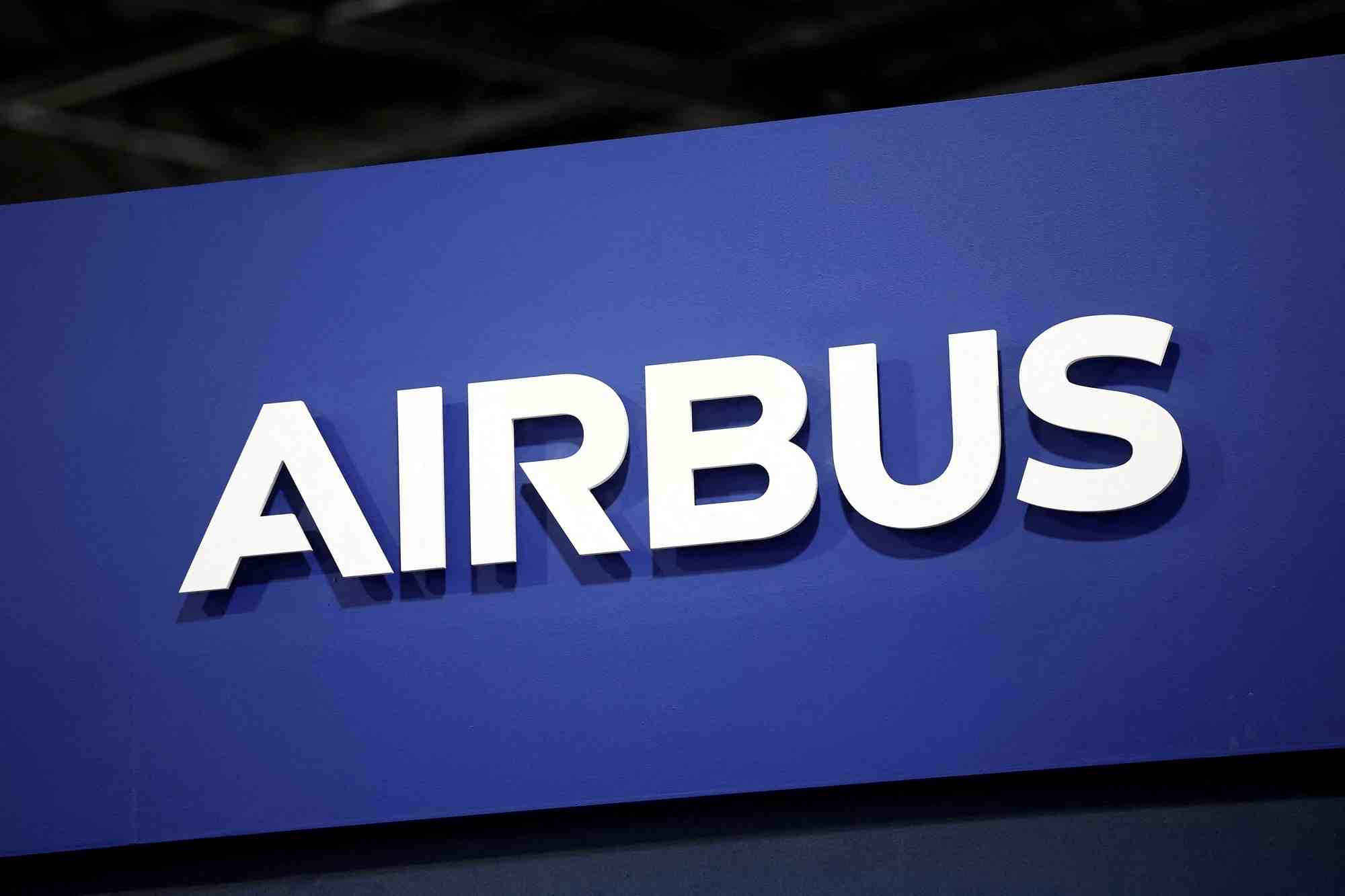Le logo d'airbus au salon eurosatory