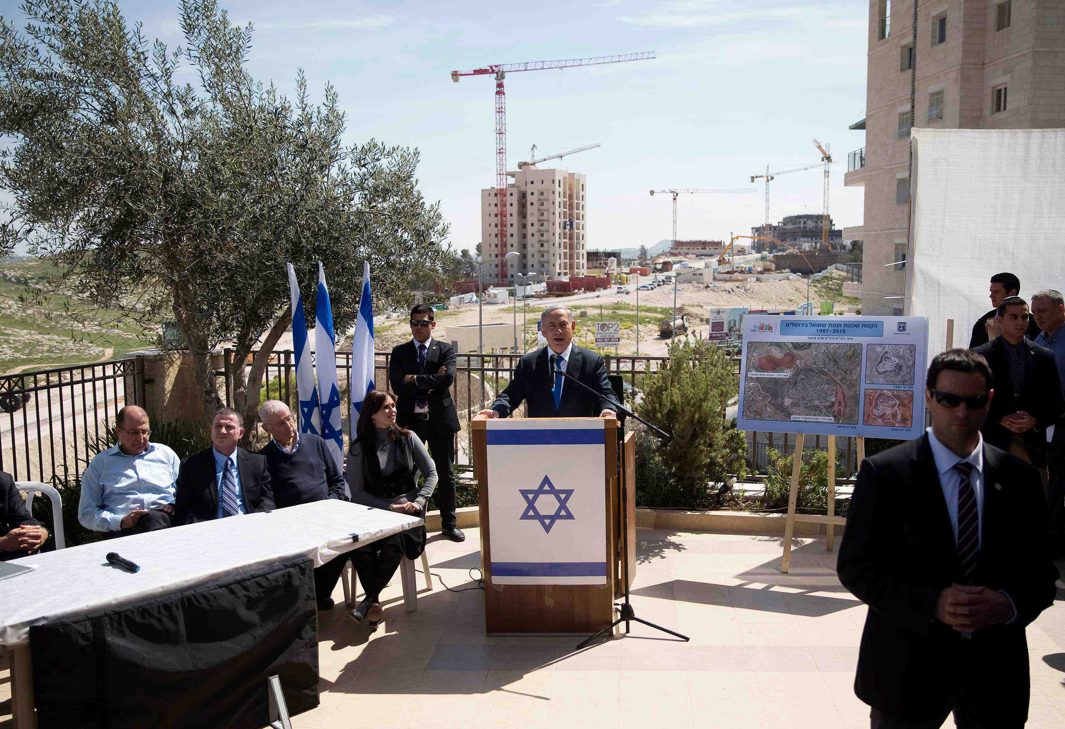Benjamin netanyahu revient sur ses propos concernant un etat palestinien